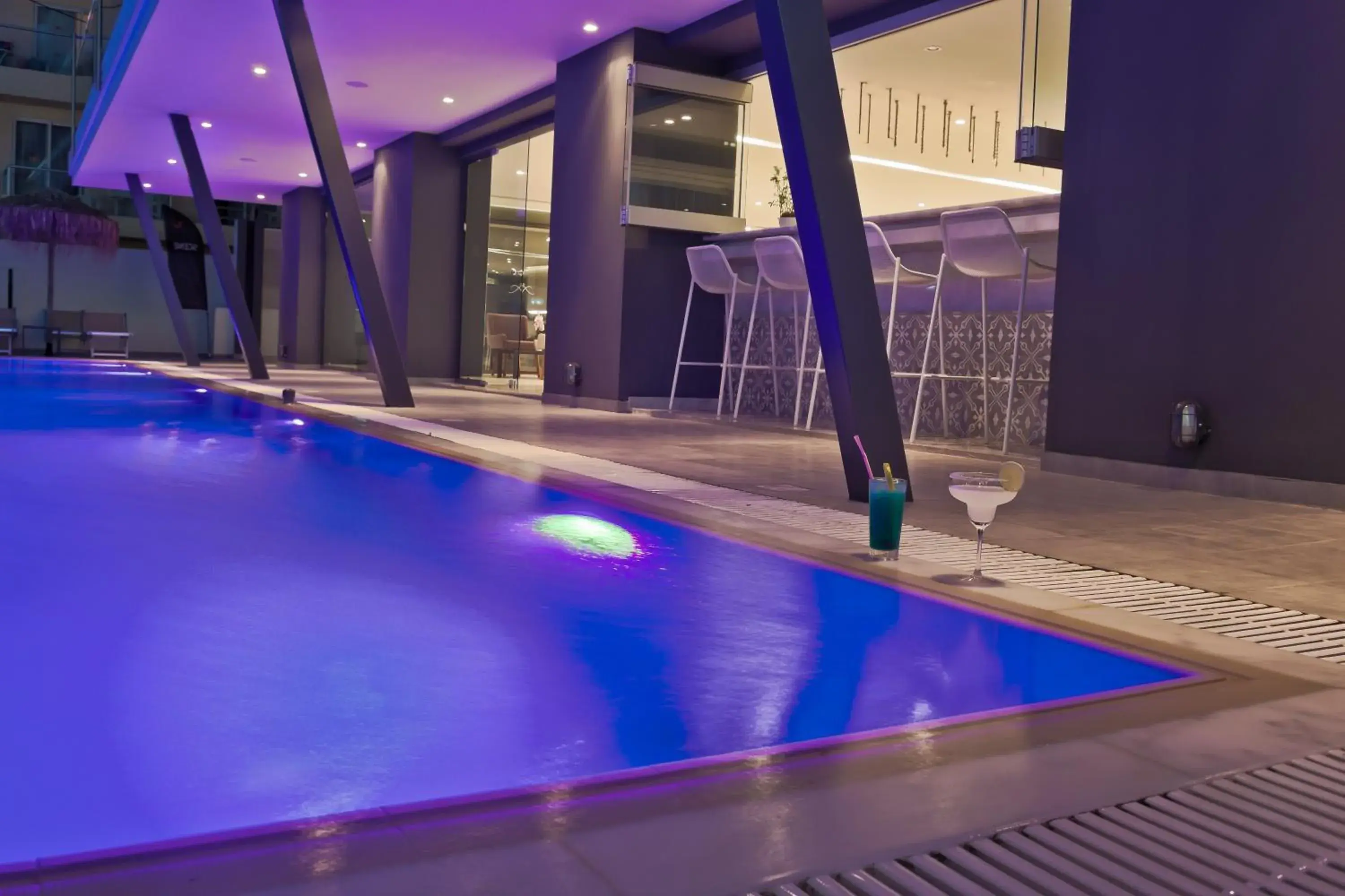 Swimming pool in Mercure Rhodes Alexia Hotel & Spa Swimming pool in Mercure Rhodes Alexia Hotel & Spa