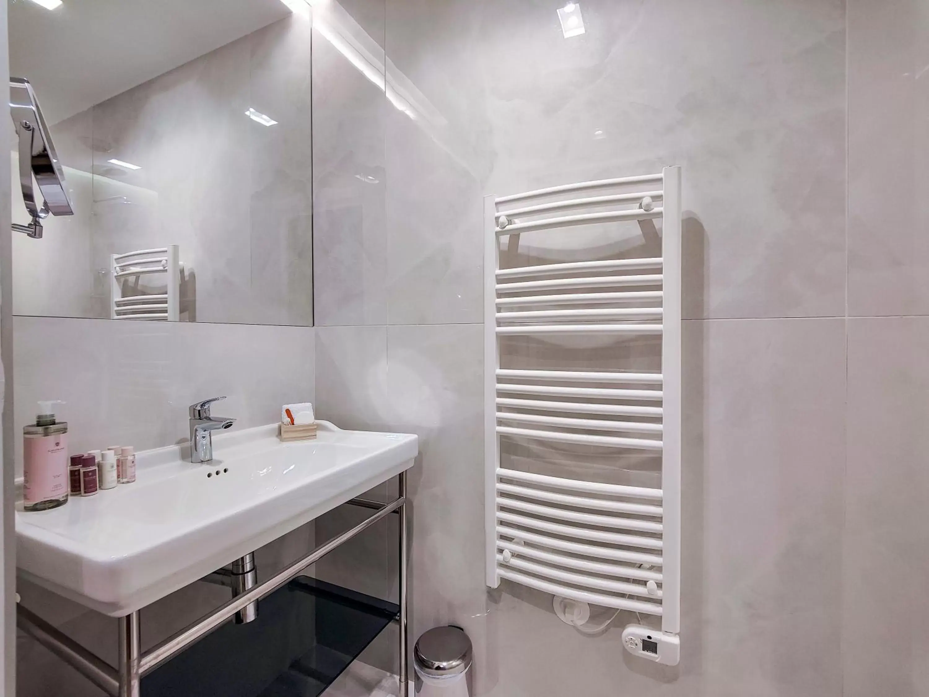 Bathroom in Aparthotel AMMI Nice Lafayette - Reopening 2023