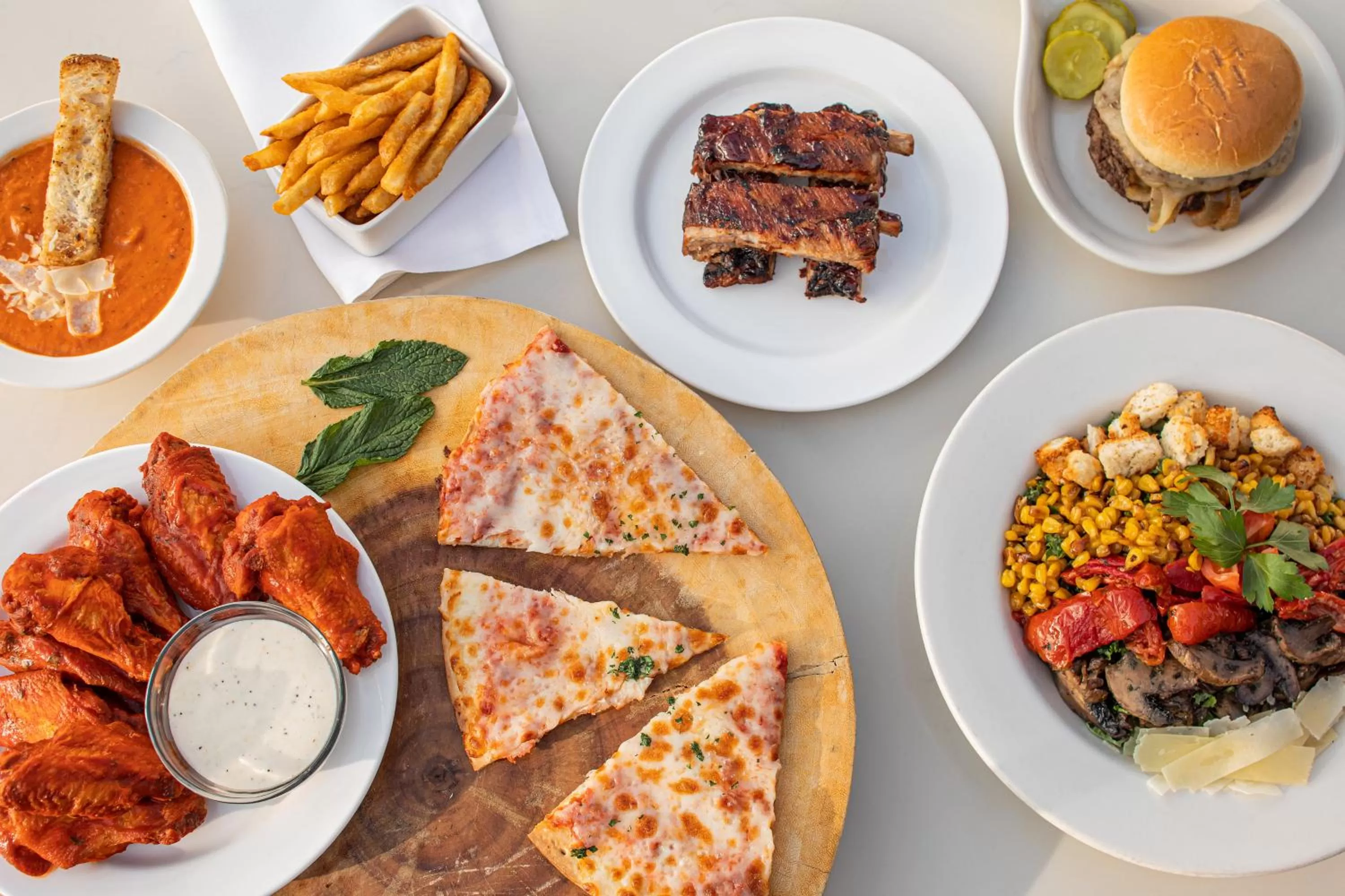 Food in Holiday Inn Hasbrouck Heights-Meadowlands by IHG