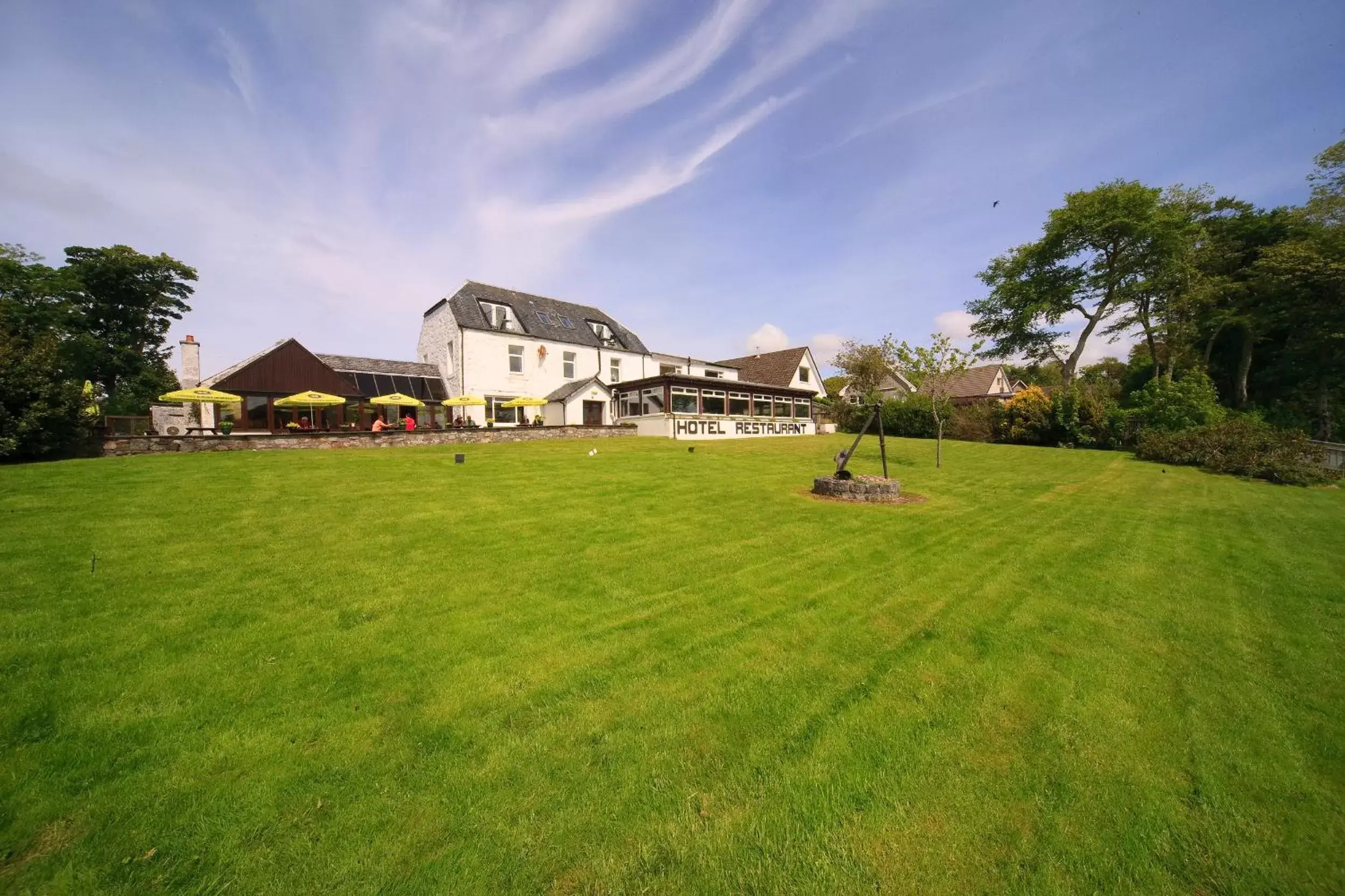 Property Building in Lochnell Arms Hotel