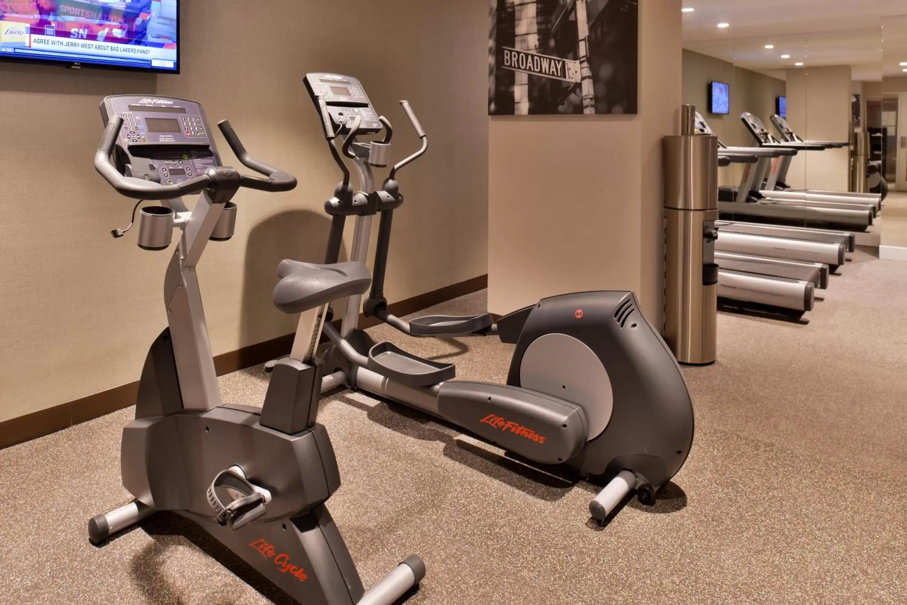 Spa and wellness centre/facilities, Fitness Center/Facilities in Holiday Inn New York City - Times Square, an IHG Hotel