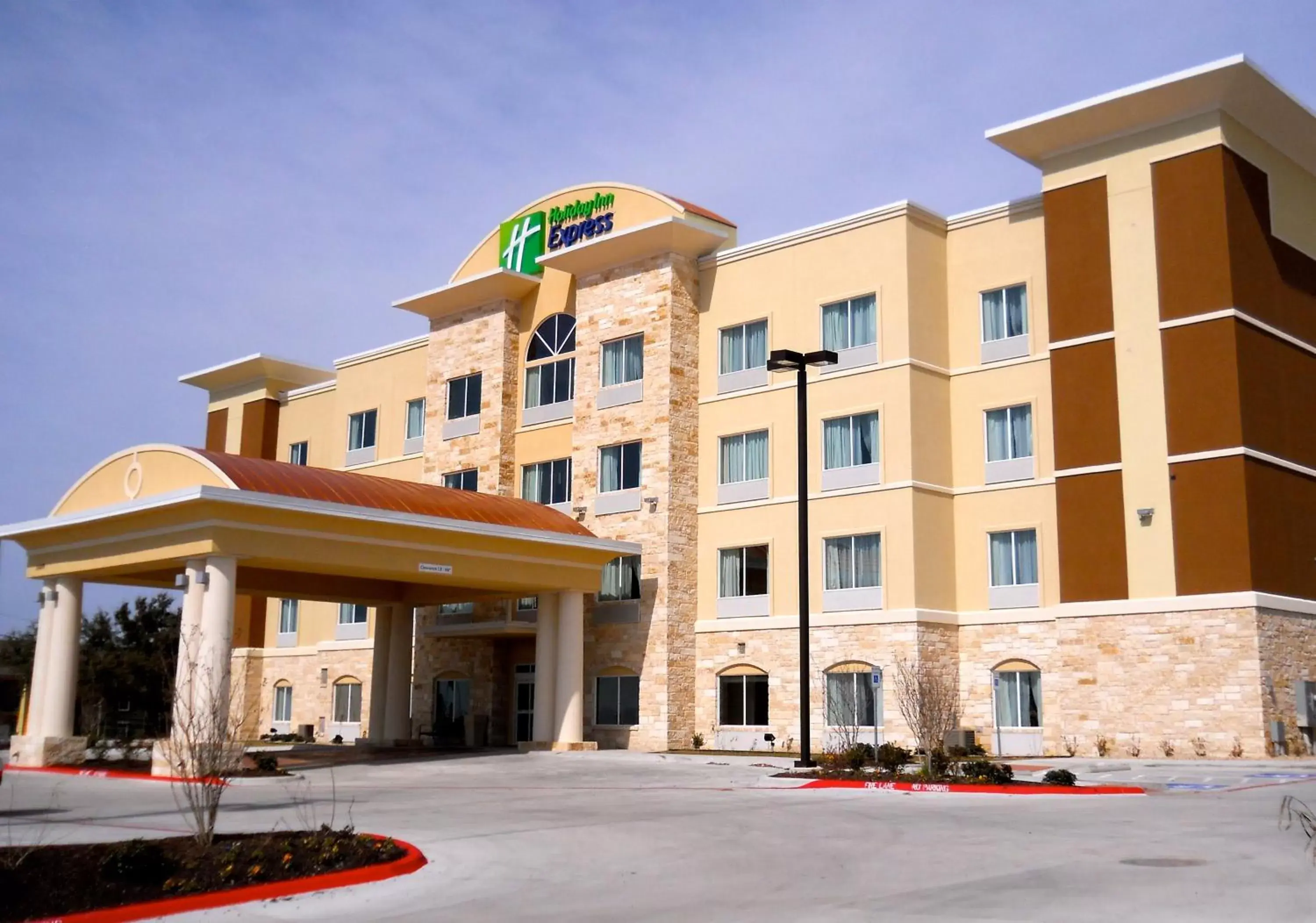 Property Building in Holiday Inn Express Hotel & Suites Temple-Medical Center Area, an IHG Hotel