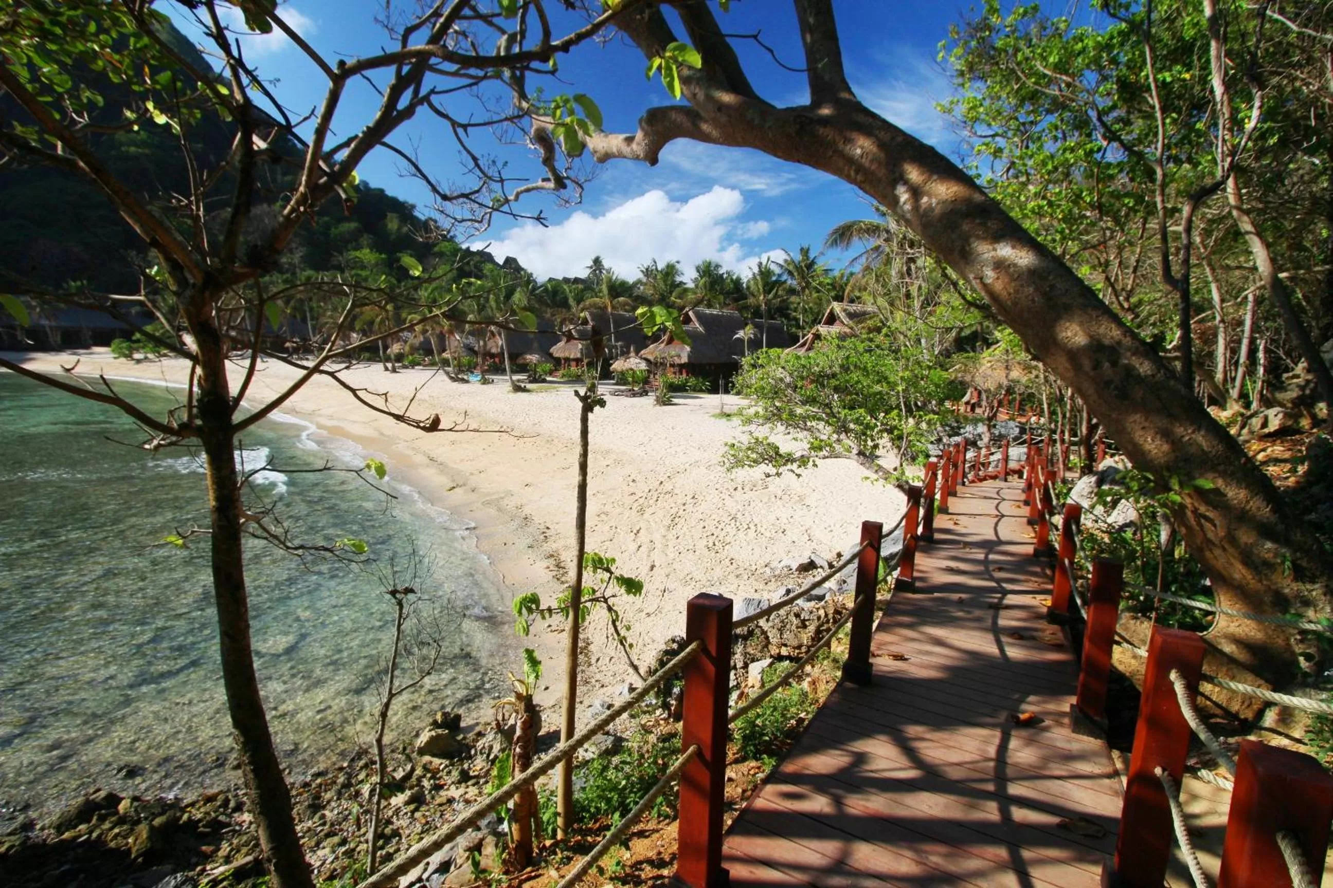 Beach in Cauayan Island Resort and Spa