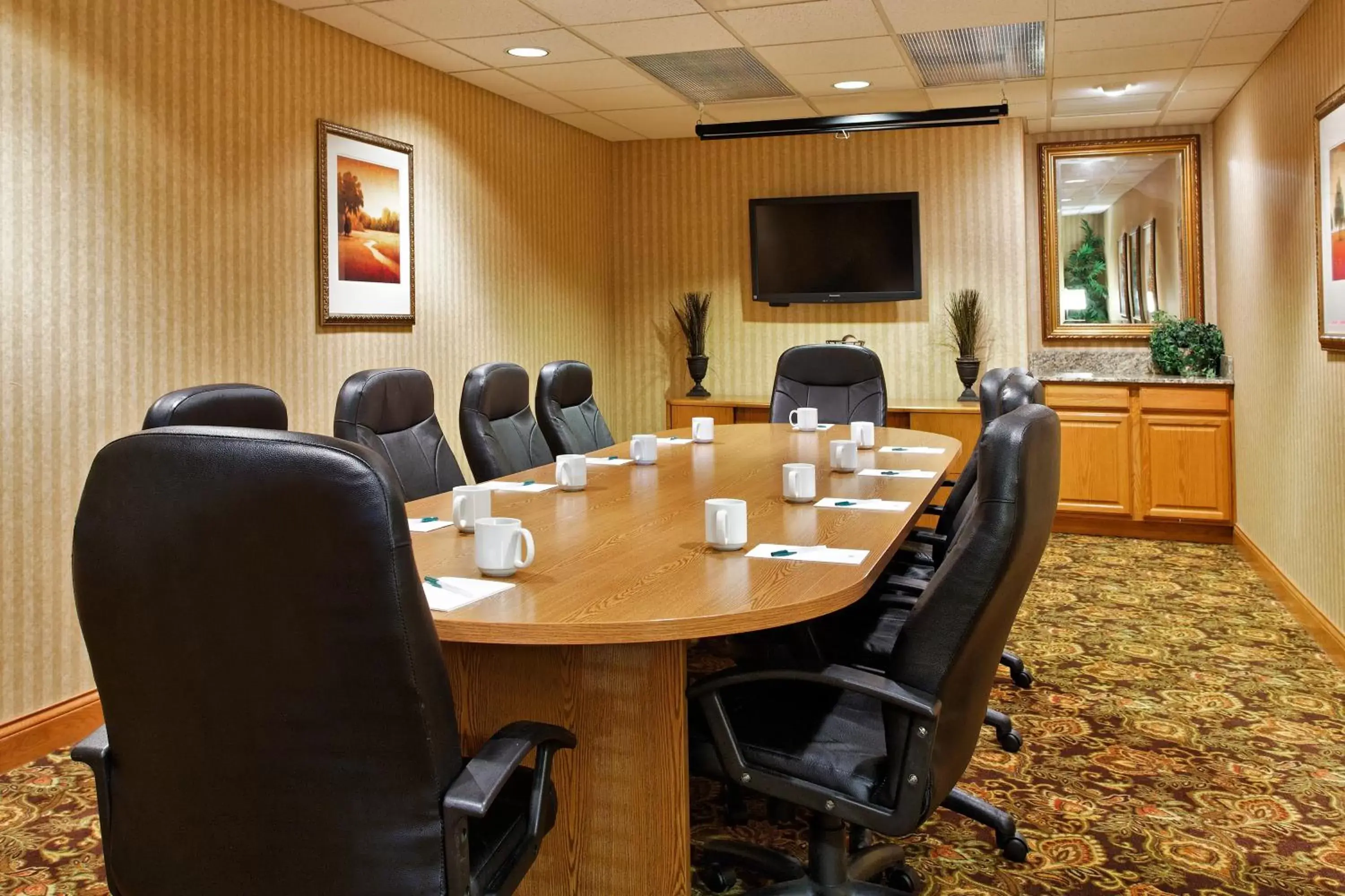 Business facilities in Country Inn & Suites by Radisson, Sycamore, IL