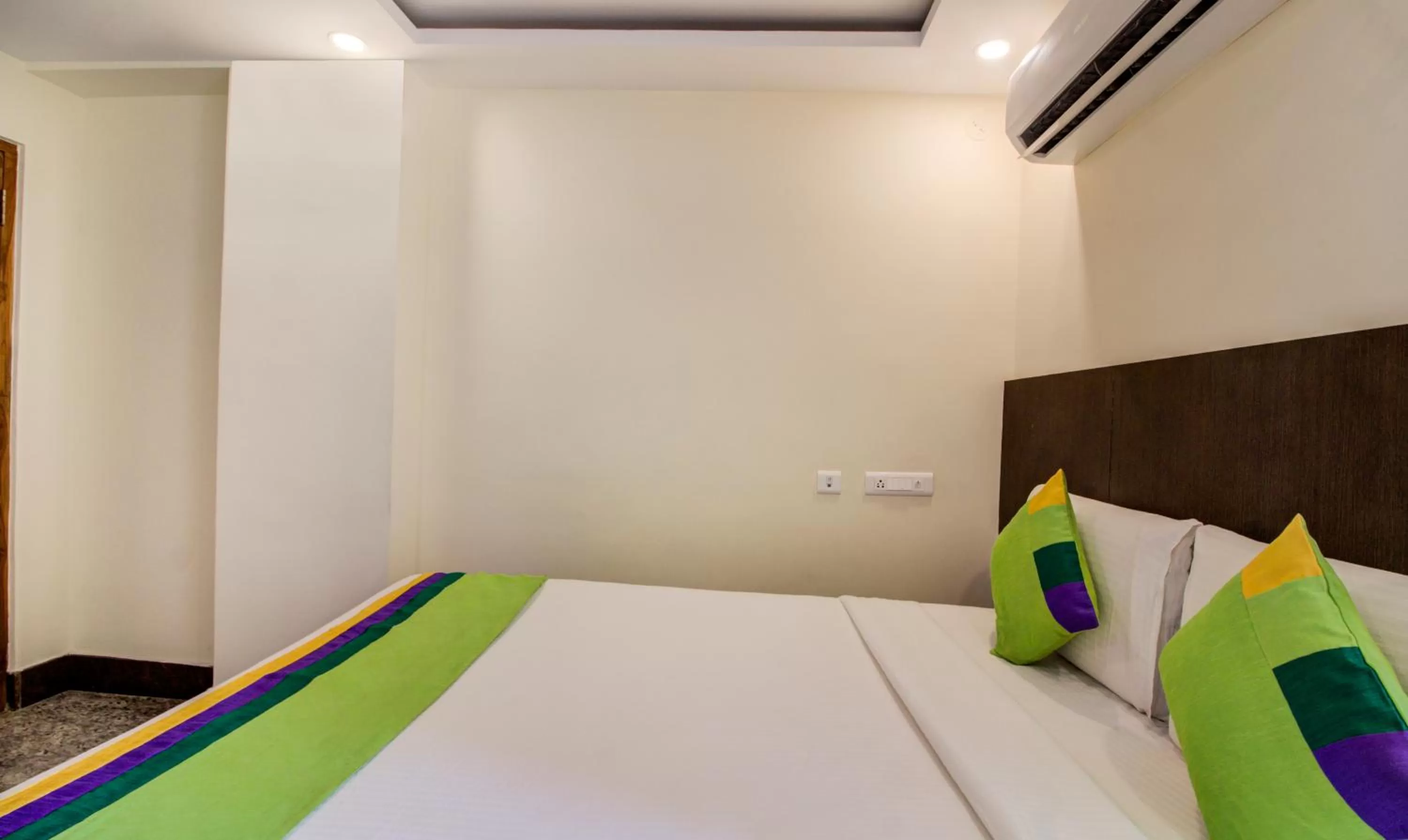 Bedroom, Bed in Treebo Sls Grand