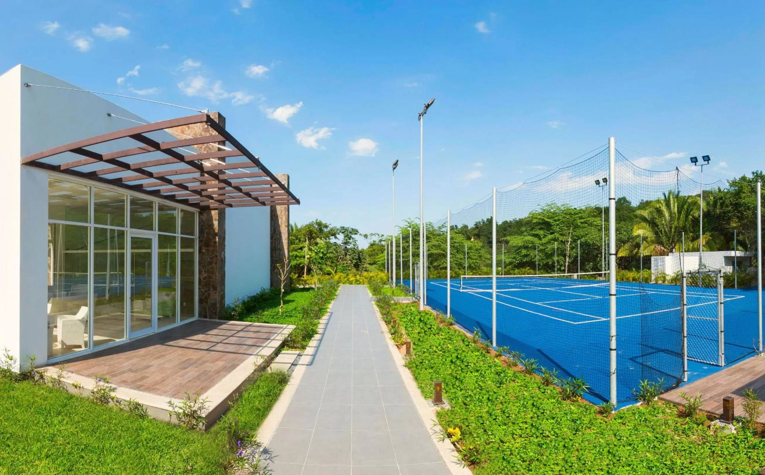 Tennis court in Garza Blanca Preserve Resort & Spa