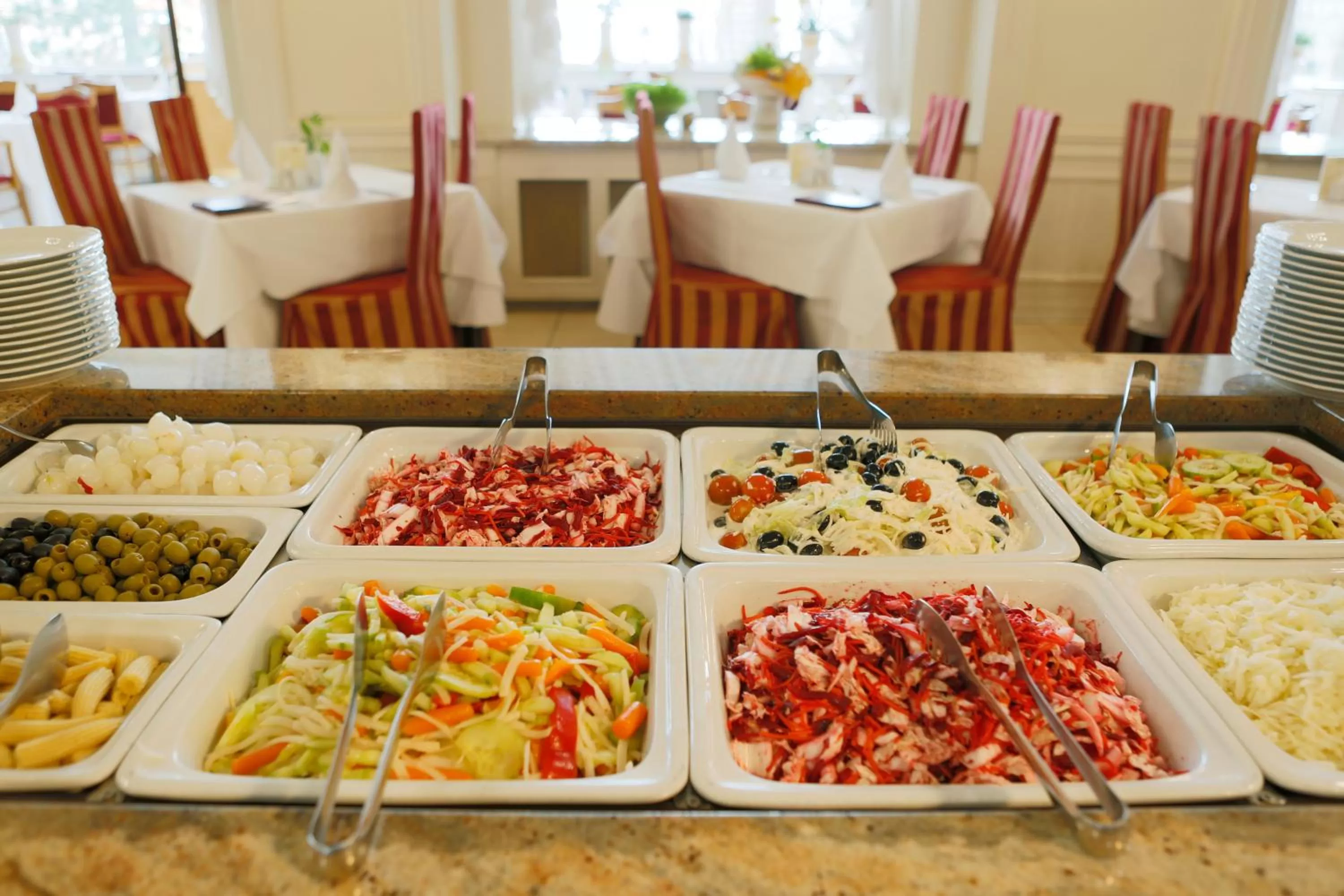 Restaurant/places to eat in Hotel Bristol