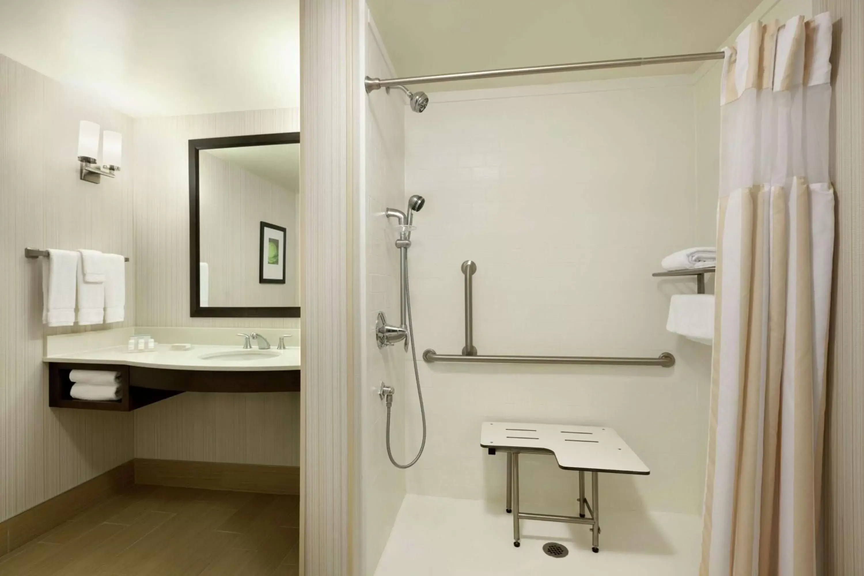 Bathroom in Hilton Garden Inn Rochester/Pittsford