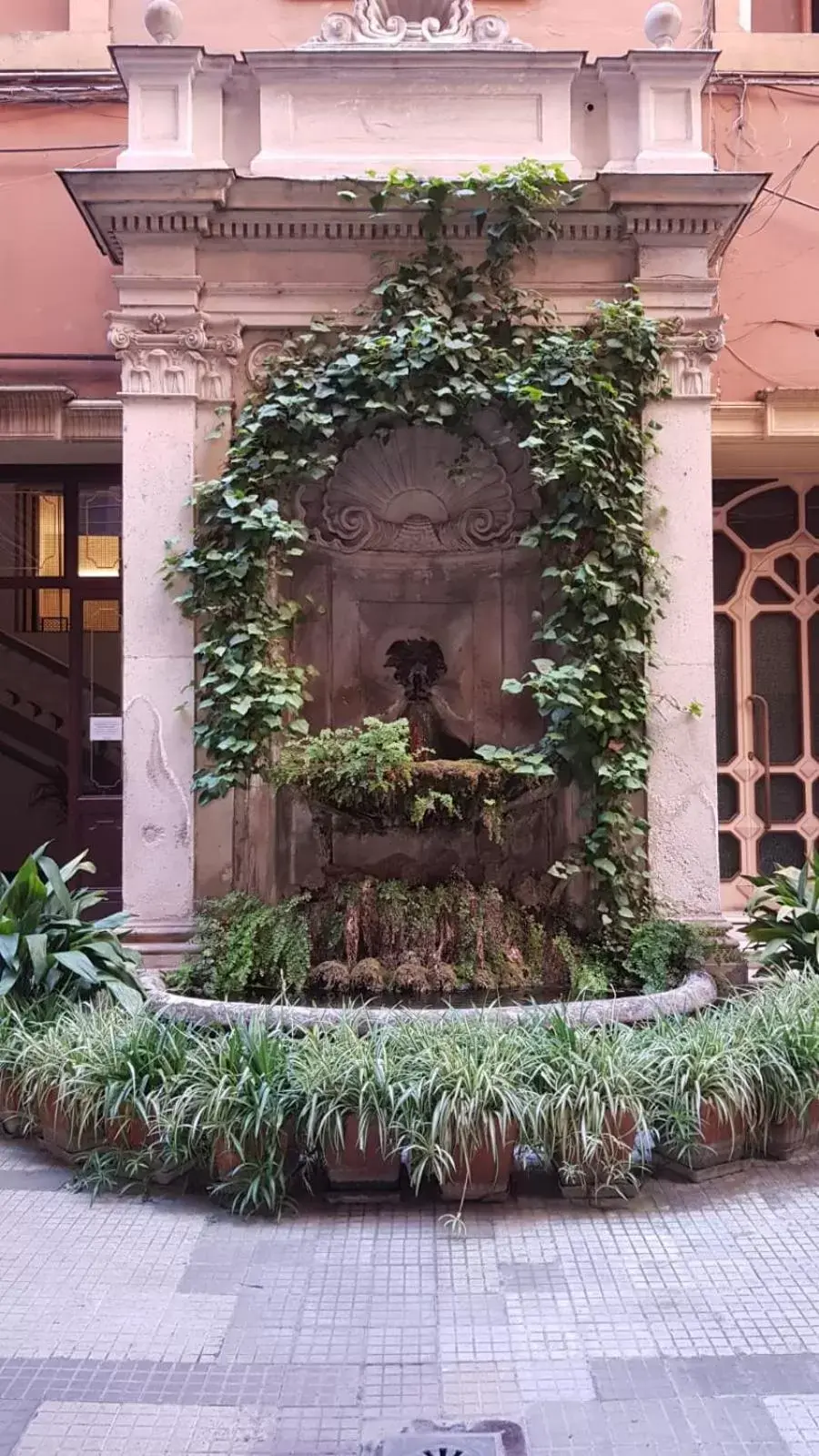 Facade/entrance in Matisse Royal