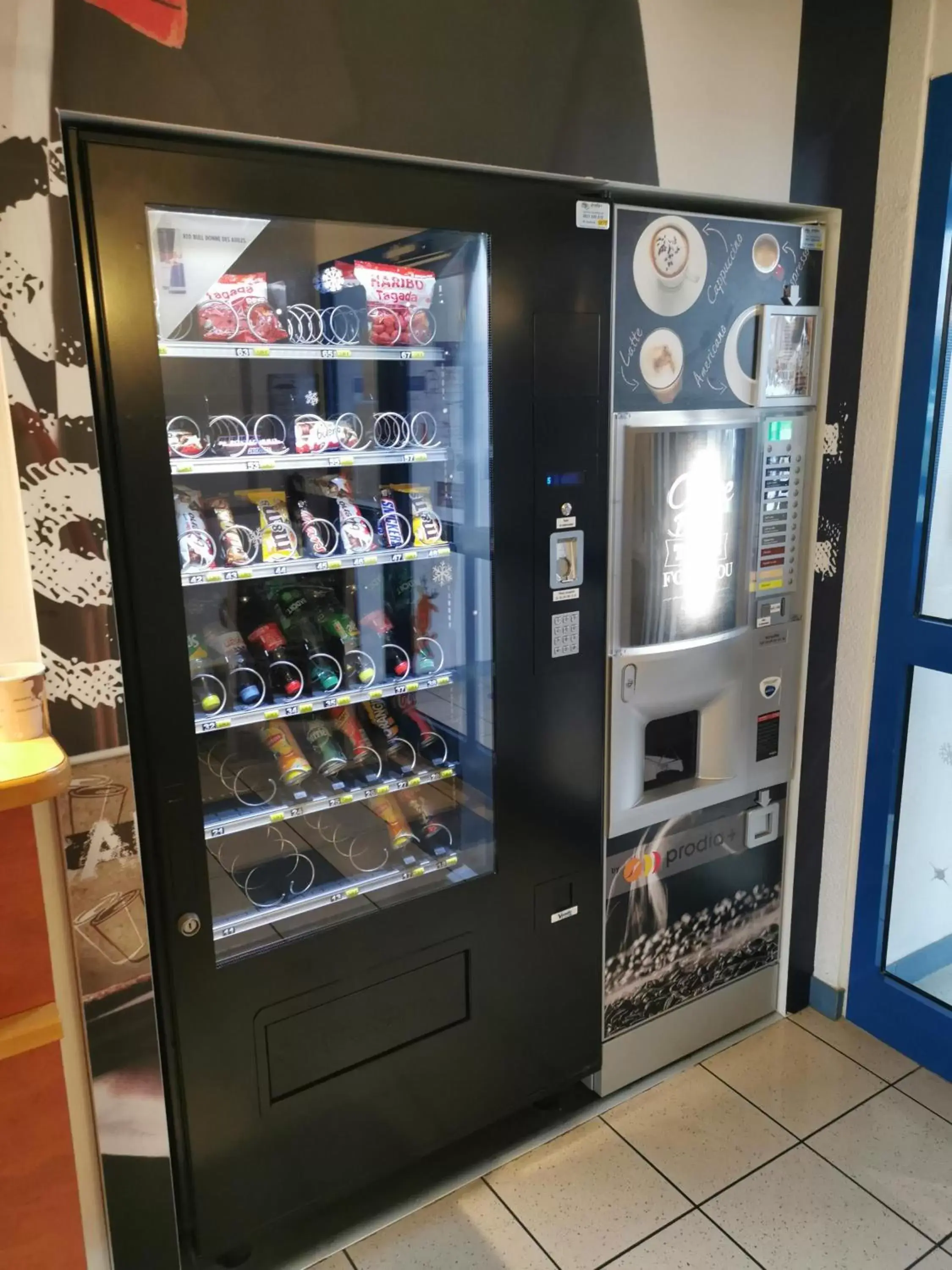 vending machine, Supermarket/Shops in ibis budget Nuits Saint Georges