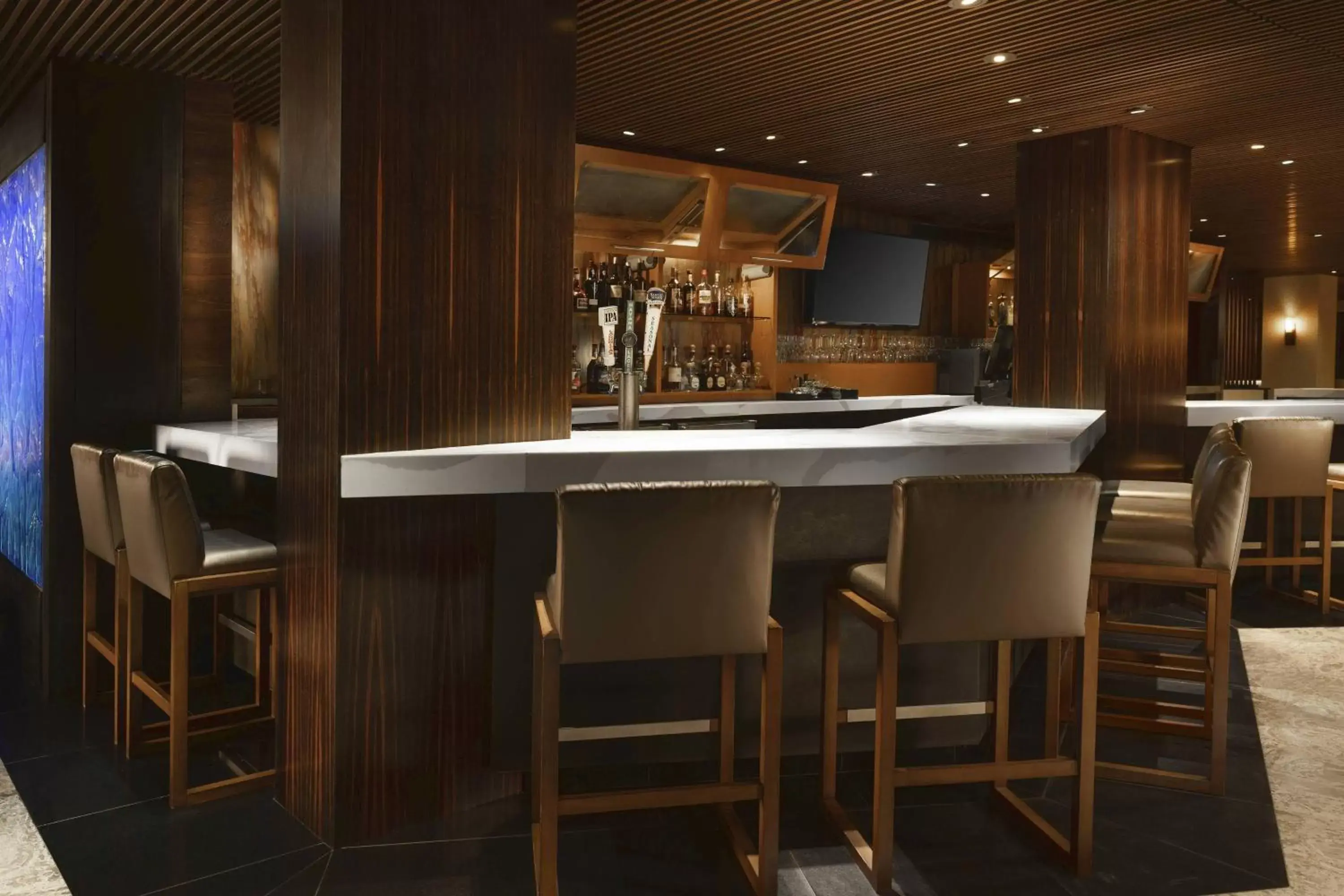 Restaurant/places to eat, Lounge/Bar in Tideline Ocean Resort & Spa