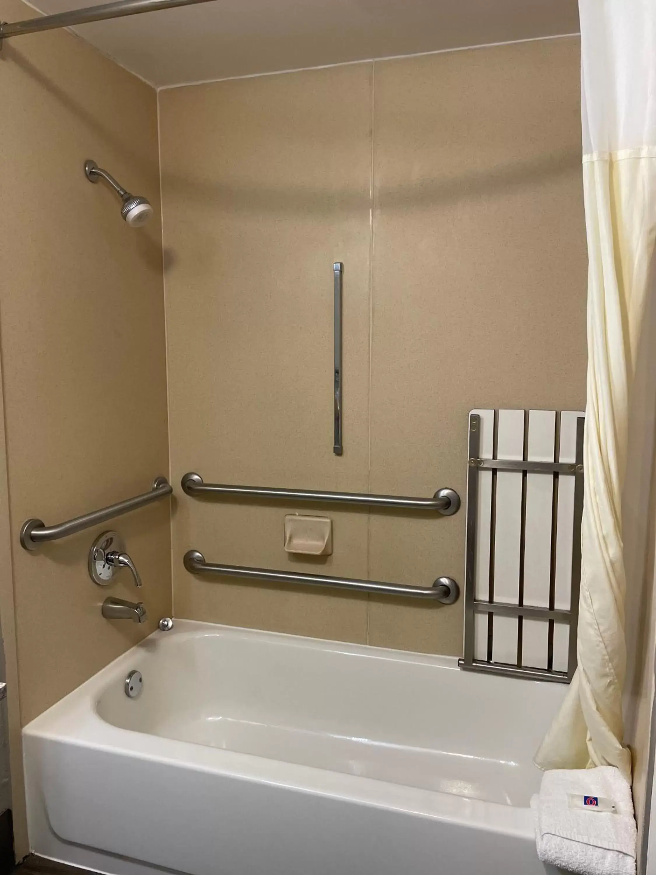 King Room - Disability Access - Non-Smoking in Motel 6 Birmingham, AL - Medical Center - Inverness Hwy 280 King Room - Disability Access - Non-Smoking in Motel 6 Birmingham, AL - Medical Center - Inverness Hwy 280