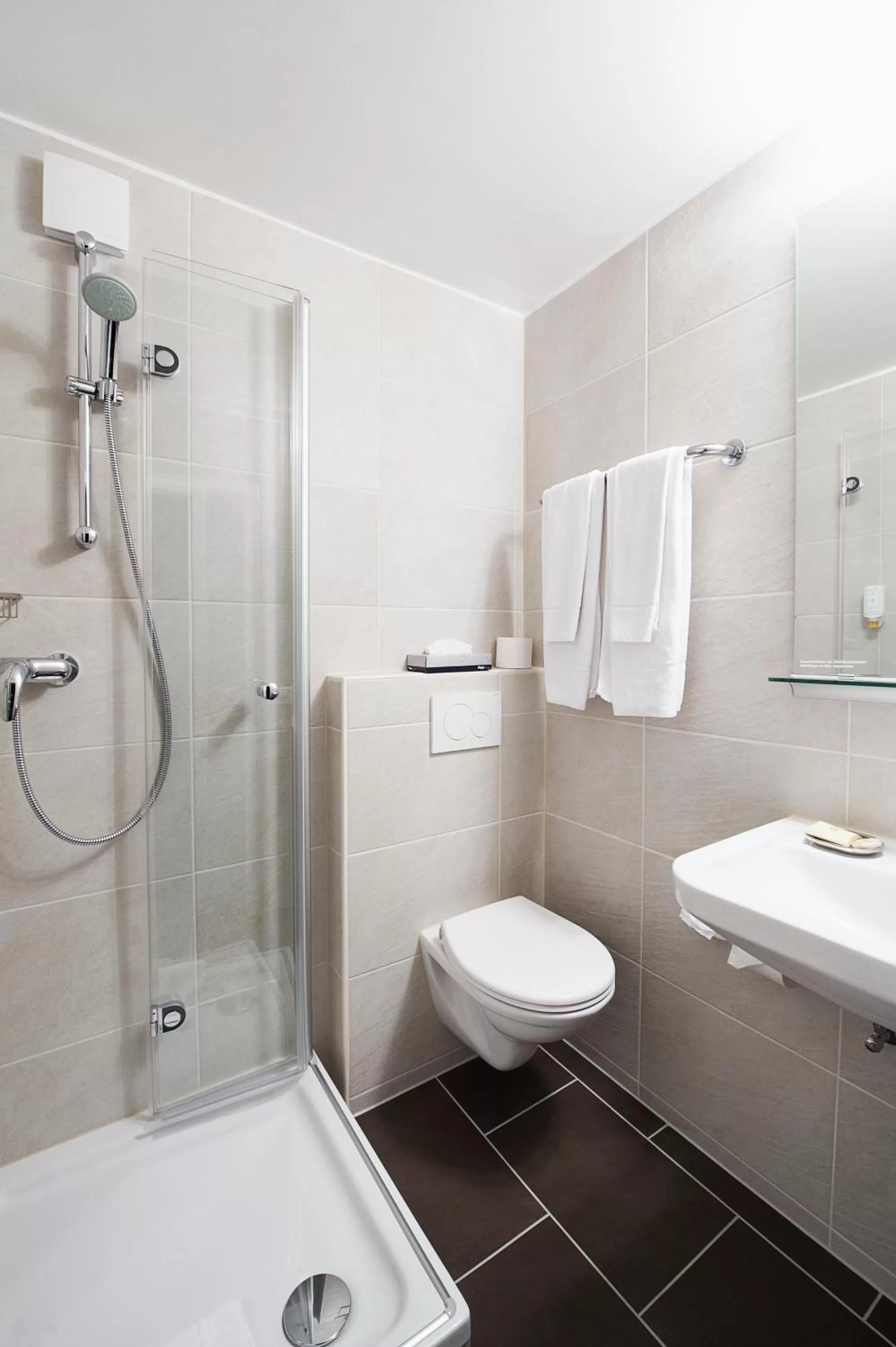 Shower in Hotel Neufeld