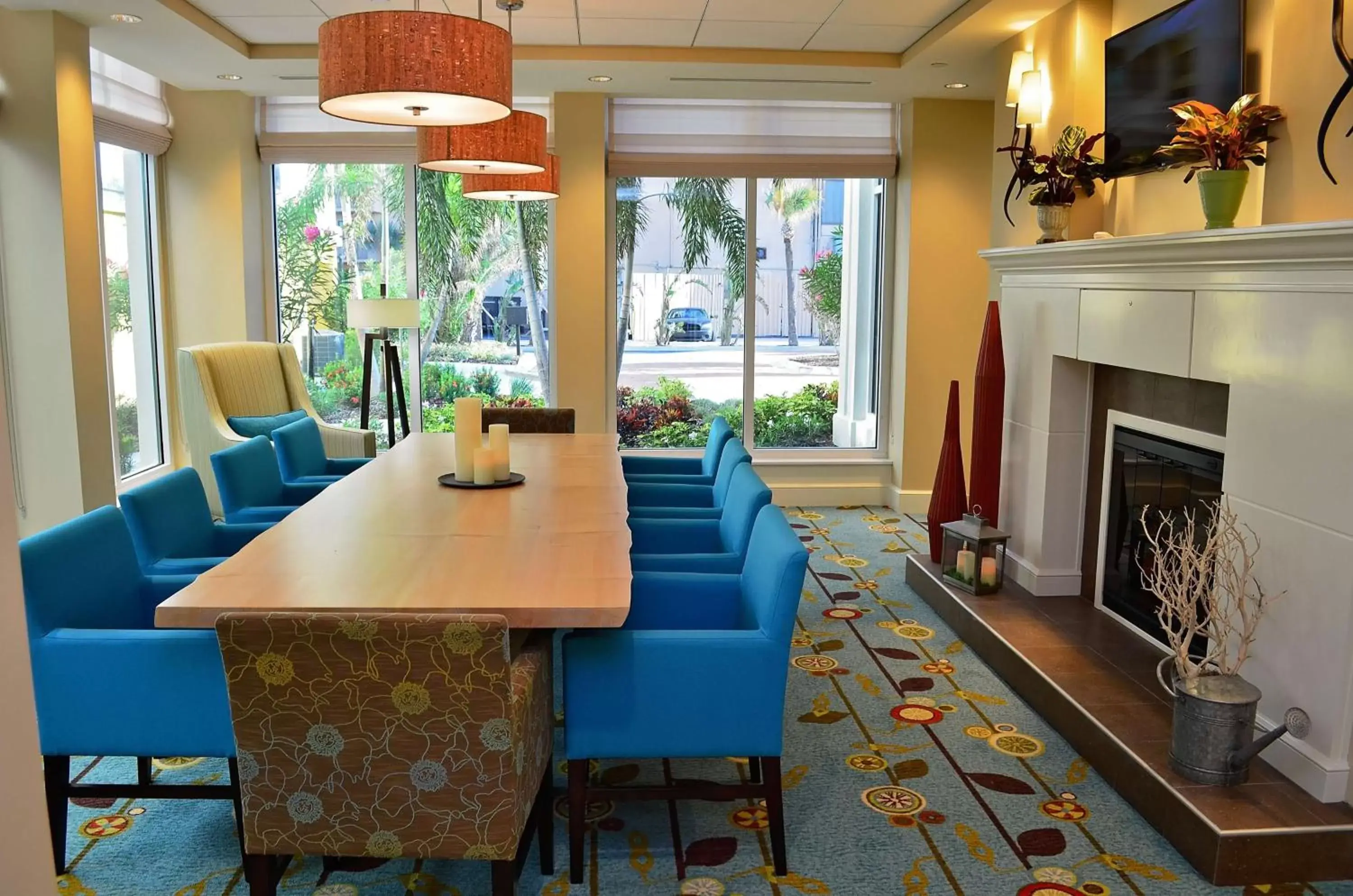 Lobby or reception, Lounge/Bar in Hilton Garden Inn Daytona Beach Oceanfront