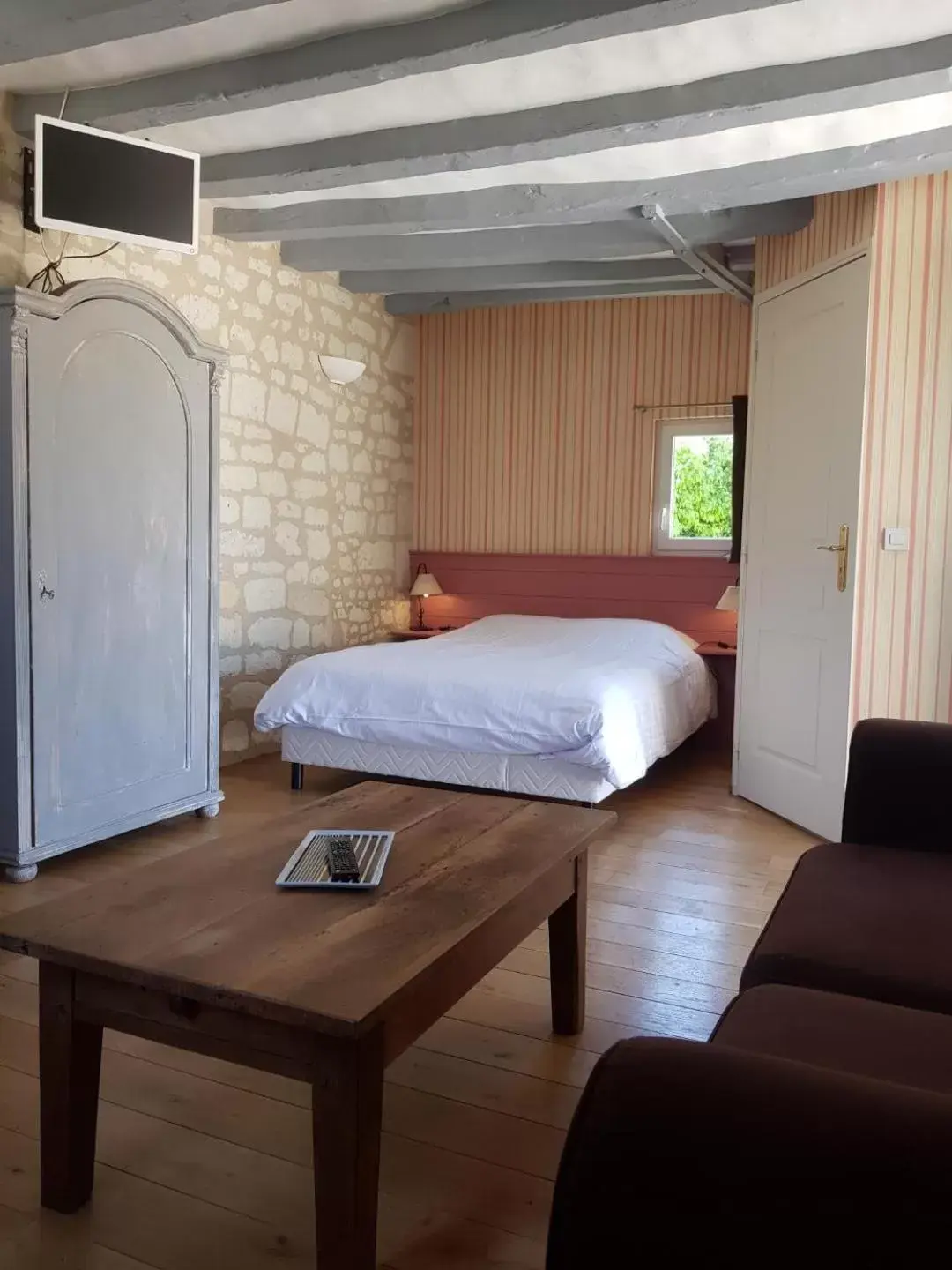 Bedroom, Bed in La Bonne Note