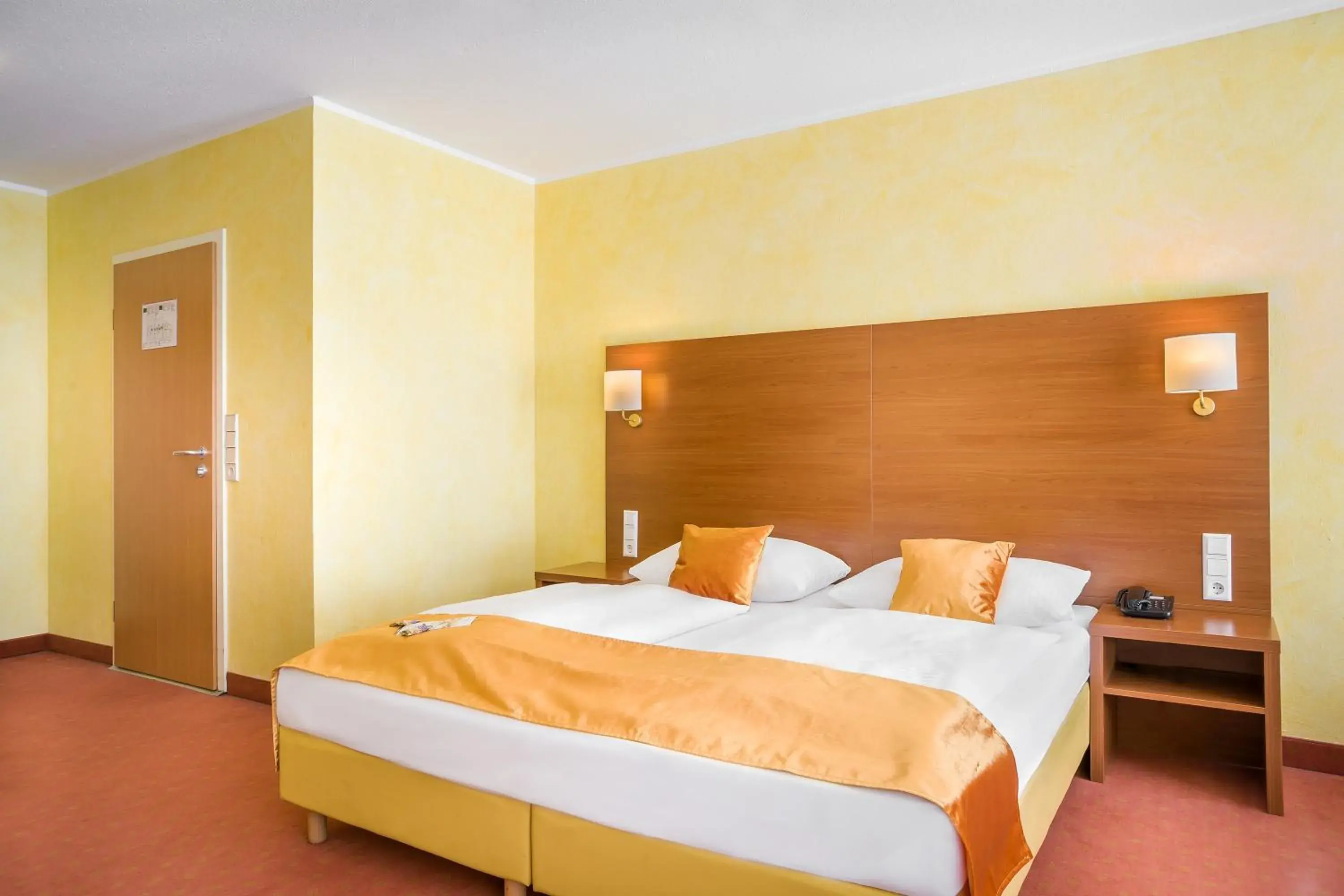 Photo of the whole room, Bed in Novum Hotel Rega Stuttgart