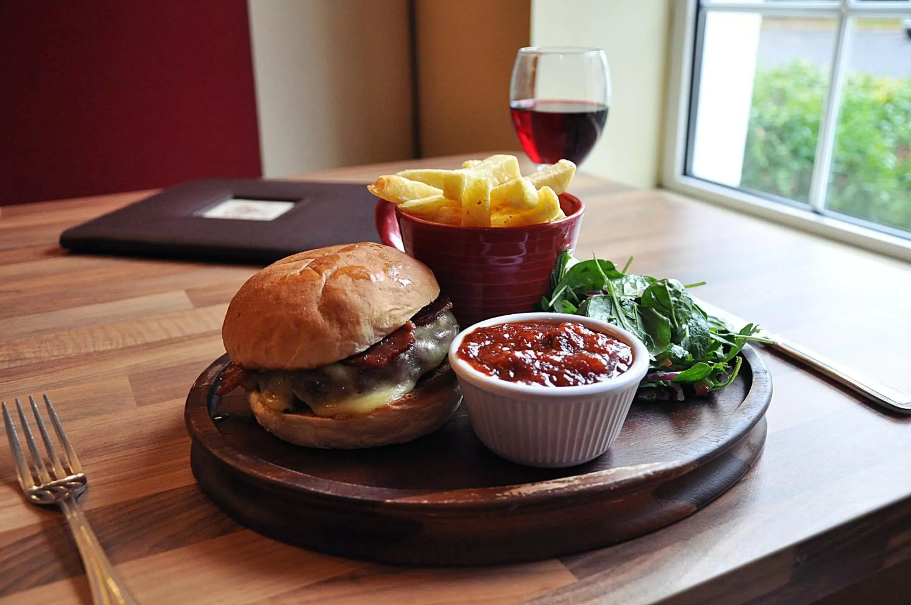 Restaurant/places to eat in Woodford Dolmen Hotel Carlow