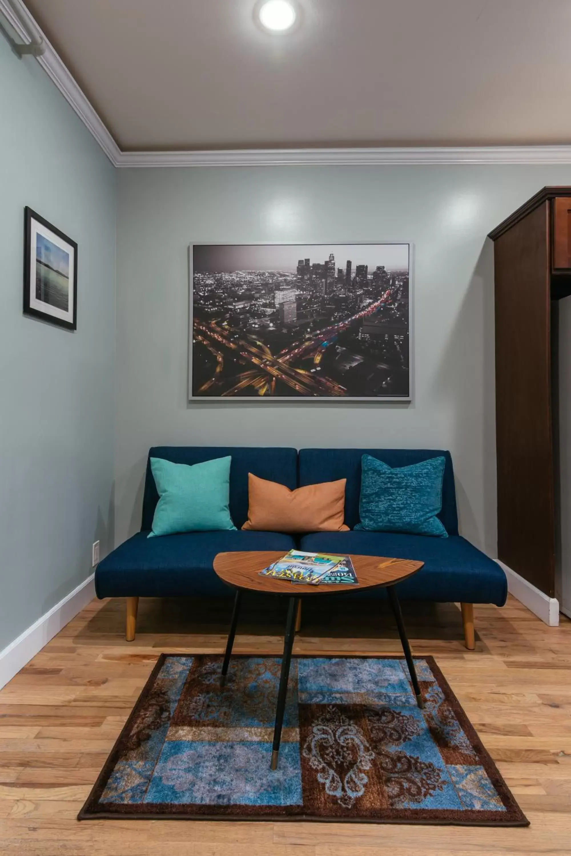 Seating Area in Broadlind Hotel