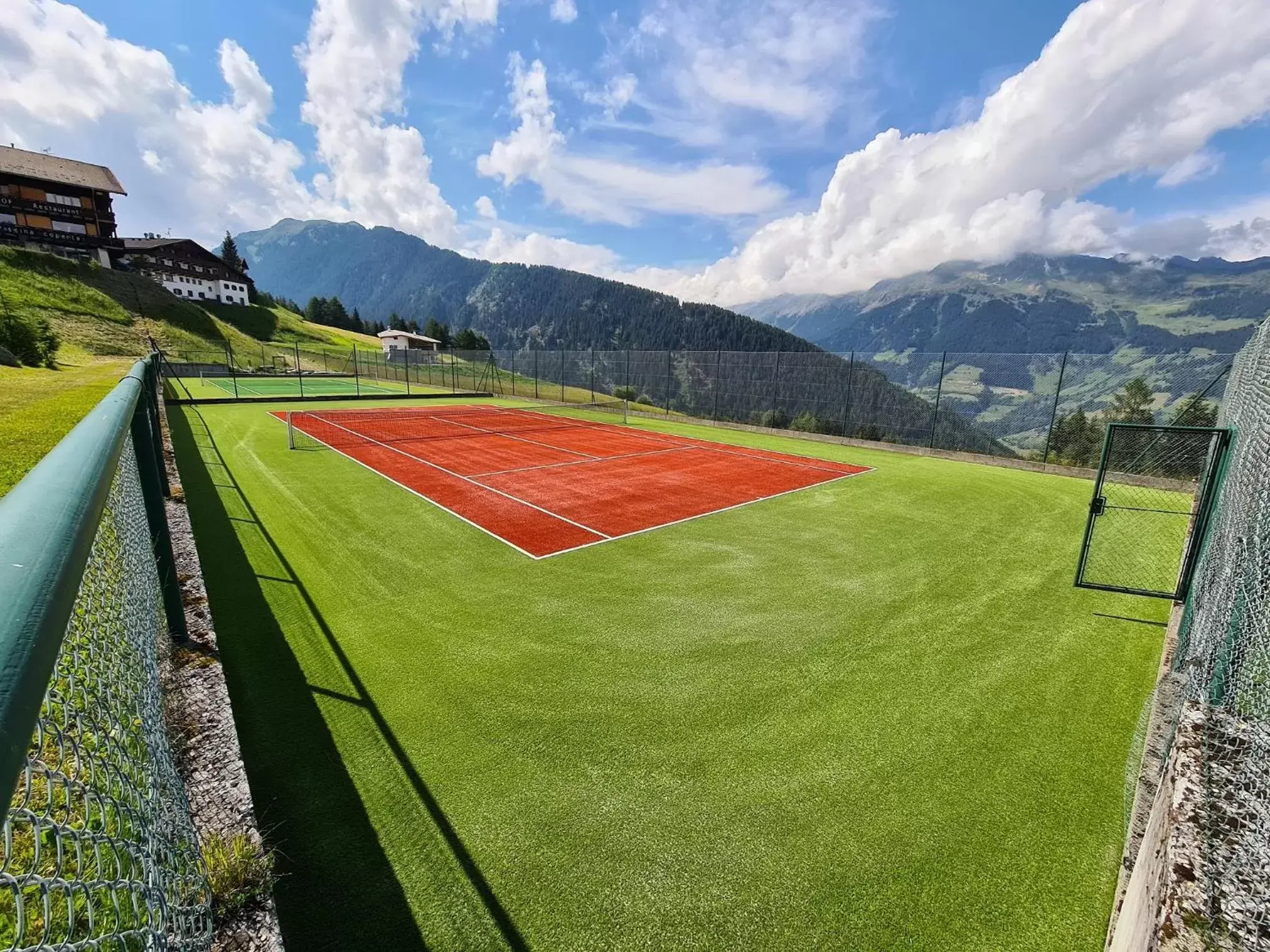 Tennis court in Sporthotel Kalcherhof