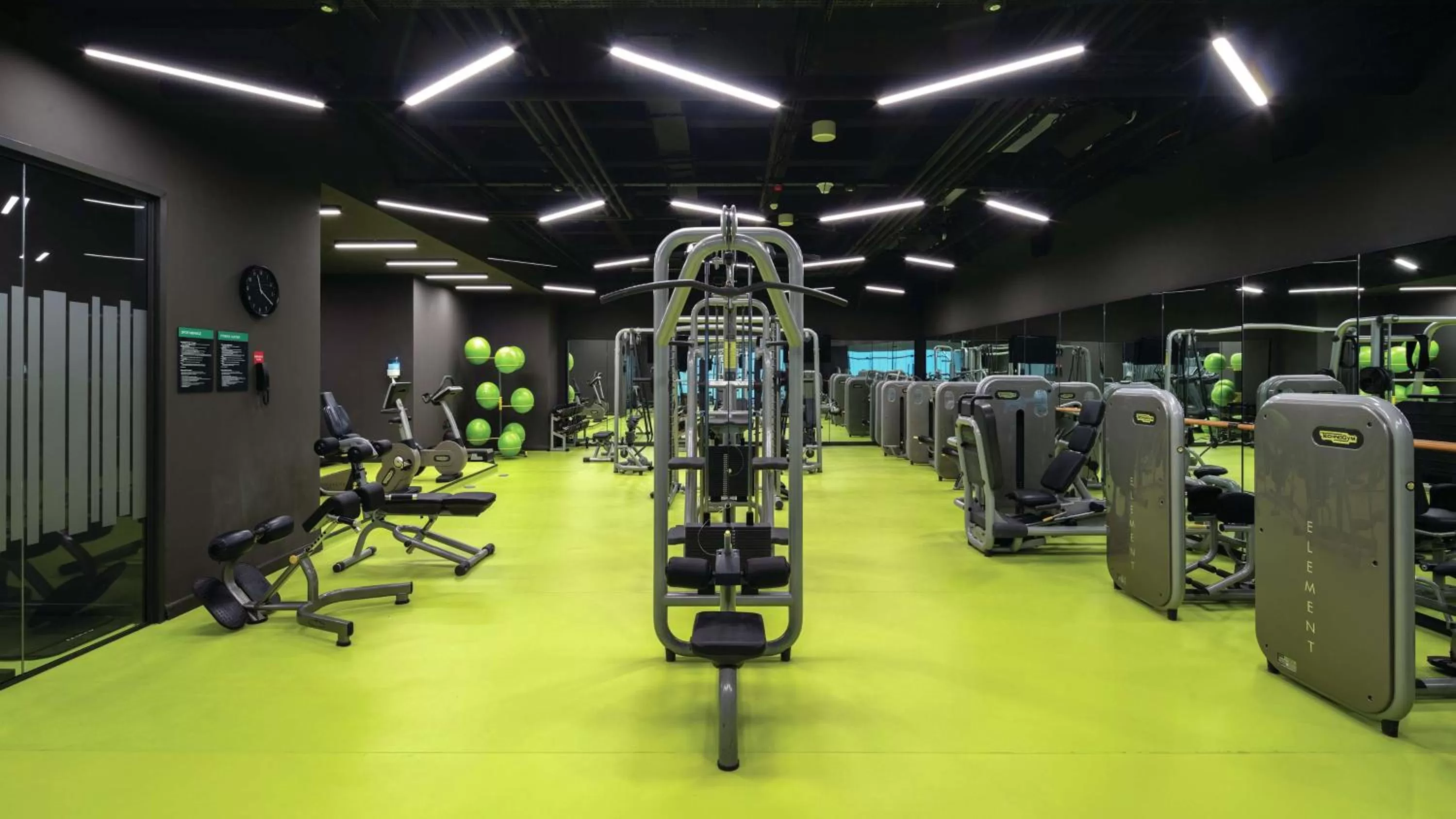 Fitness centre/facilities in Hilton Istanbul Maslak