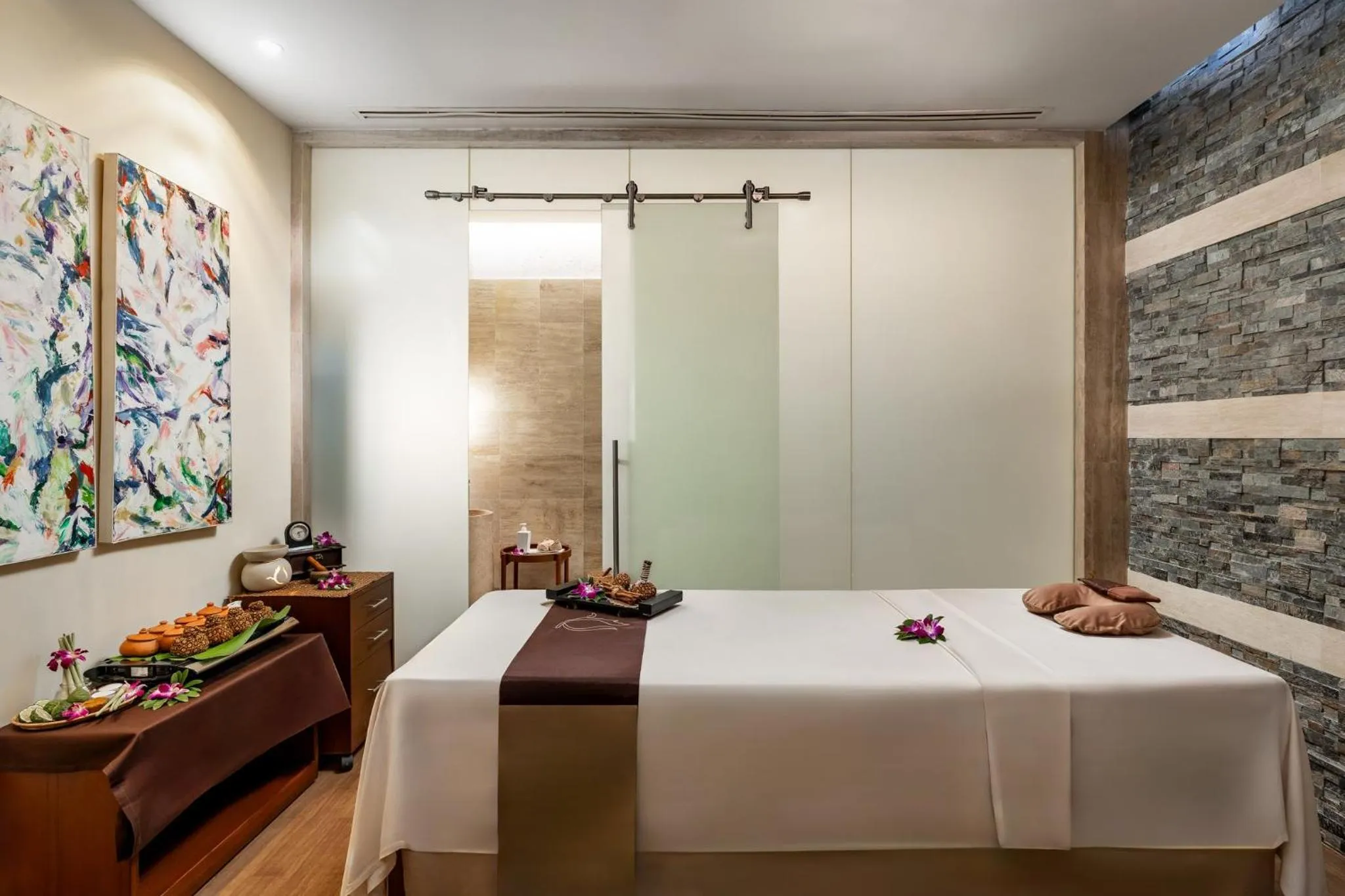 Spa and wellness centre/facilities, Bed in Centara Grand Beach Resort Phuket