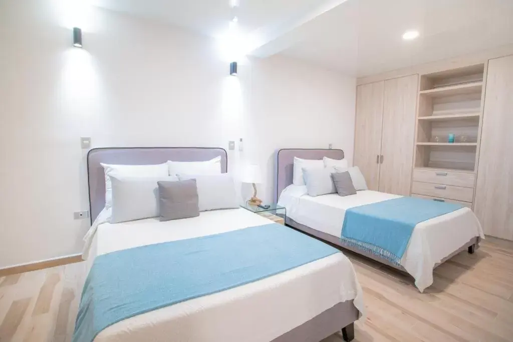 Two-Bedroom Apartment in Macondo 5th Av
