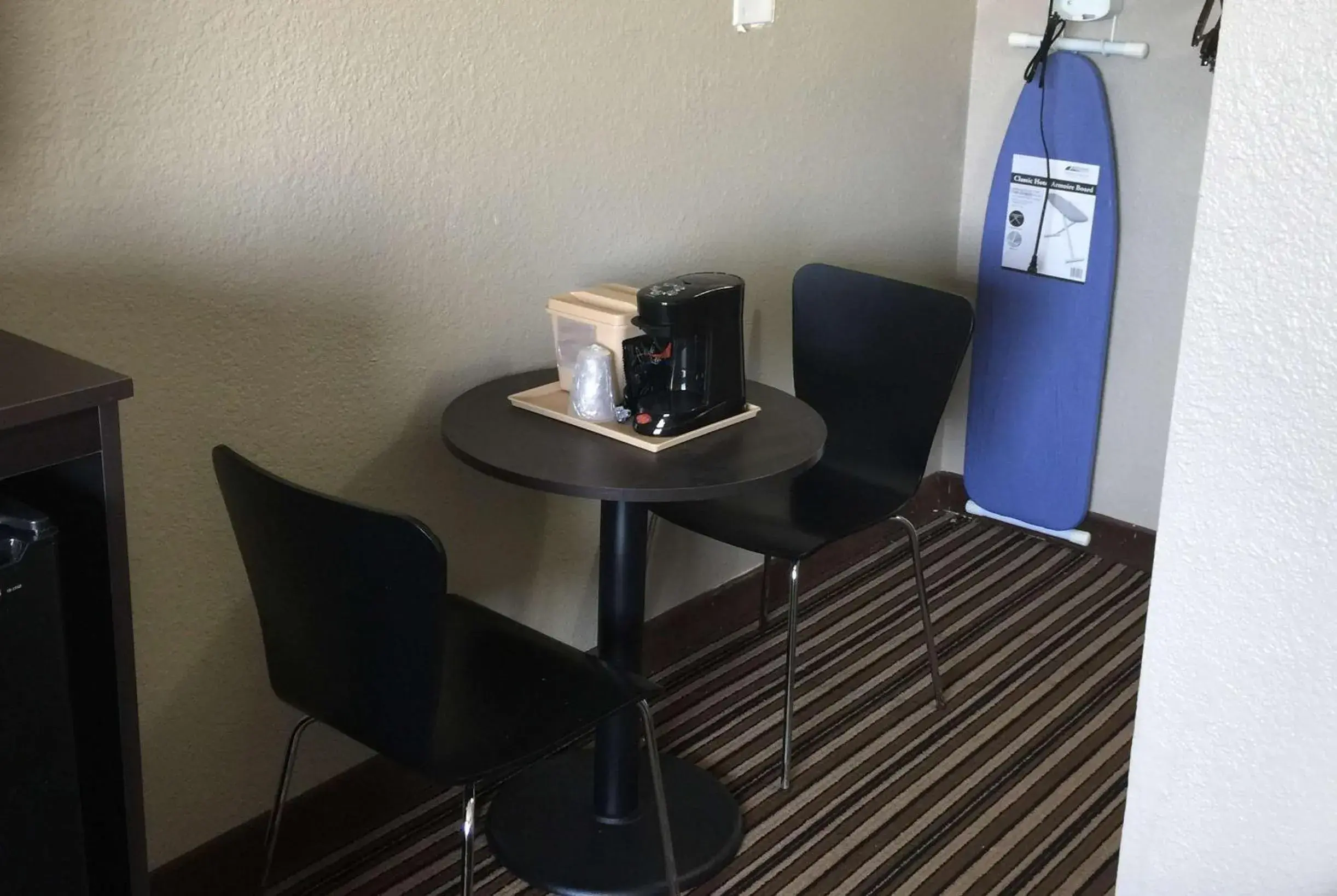 Photo of the whole room in Super 8 by Wyndham Florence Photo of the whole room in Super 8 by Wyndham Florence