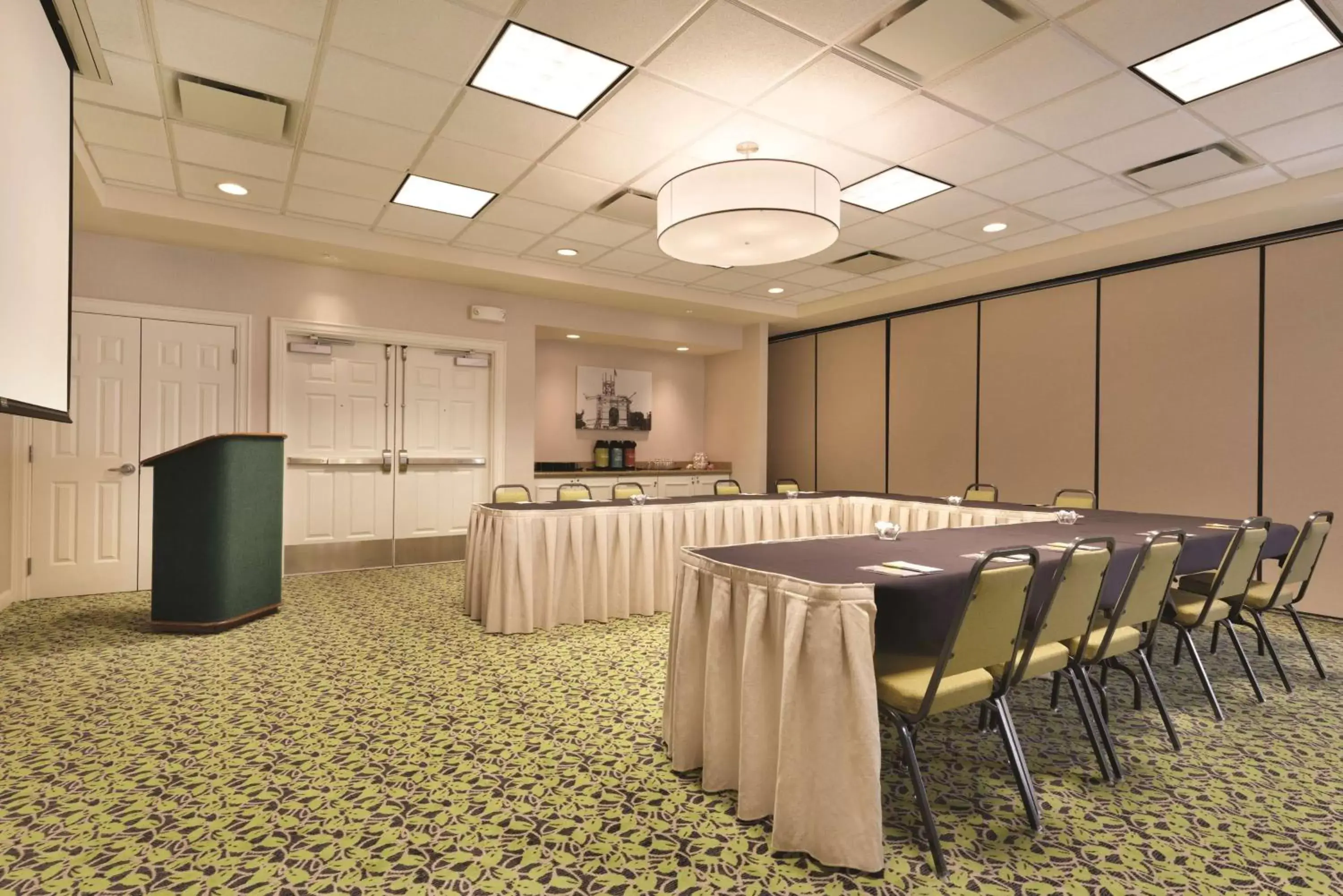 Meeting/conference room in Hilton Garden Inn Akron-Canton Airport