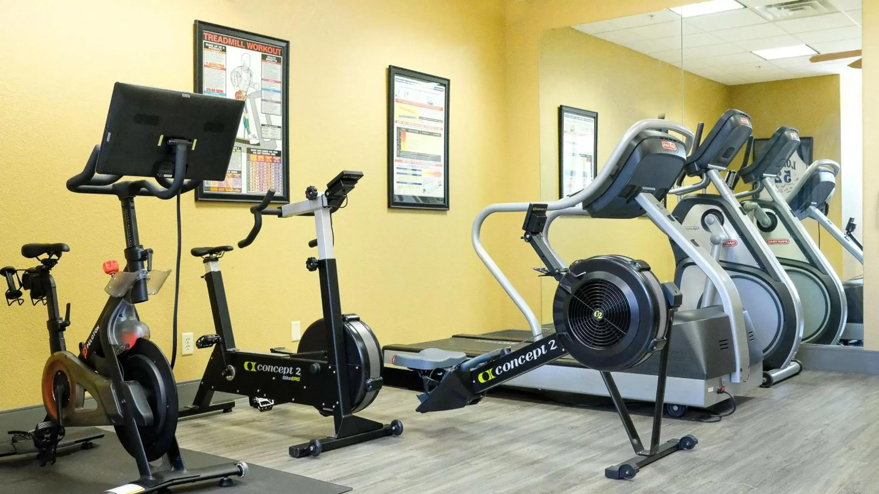 Fitness centre/facilities, Fitness Center/Facilities in Best Western Plus Mid Nebraska Inn & Suites