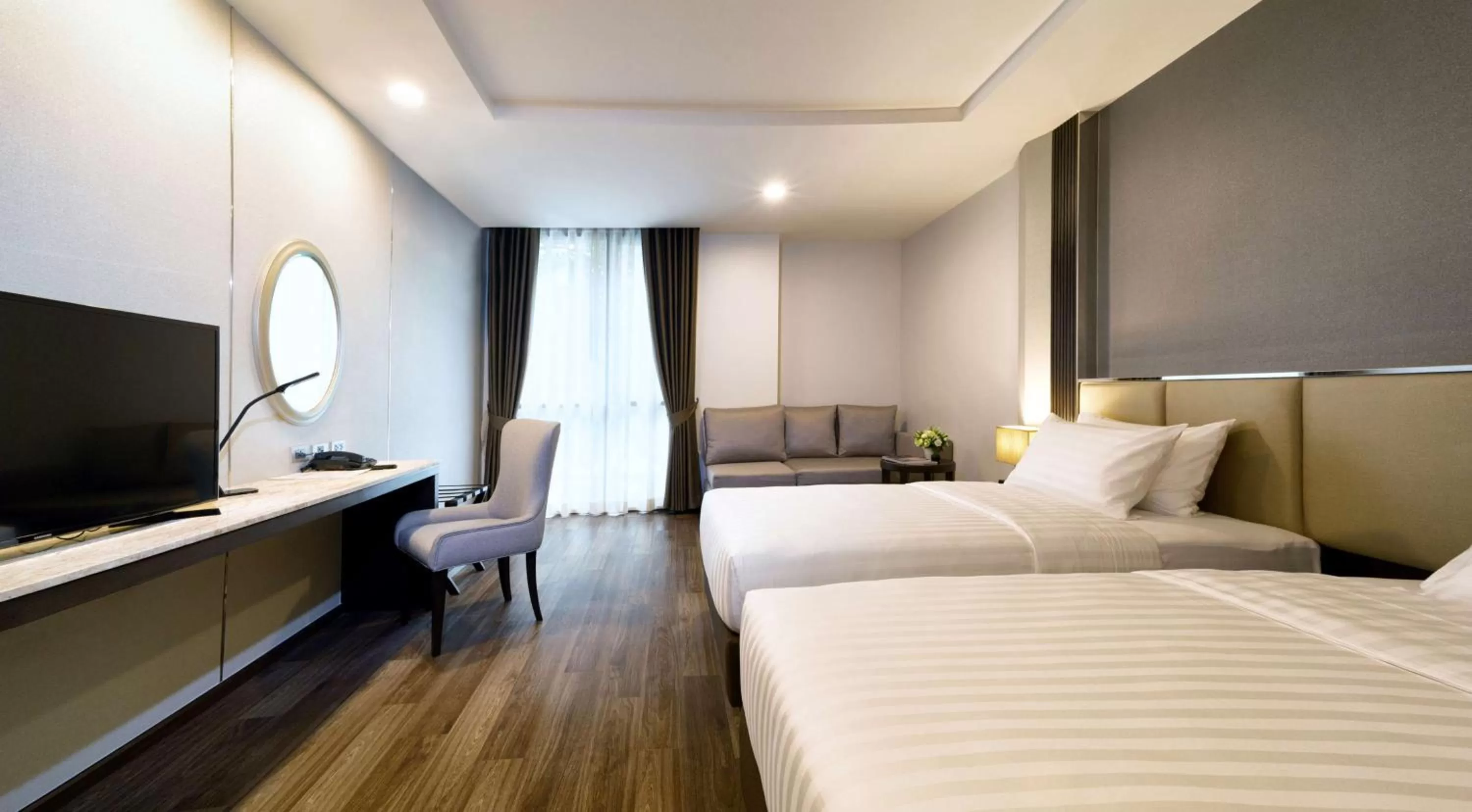 Bedroom, Bed in SureStay Plus by Best Western Sukhumvit 2