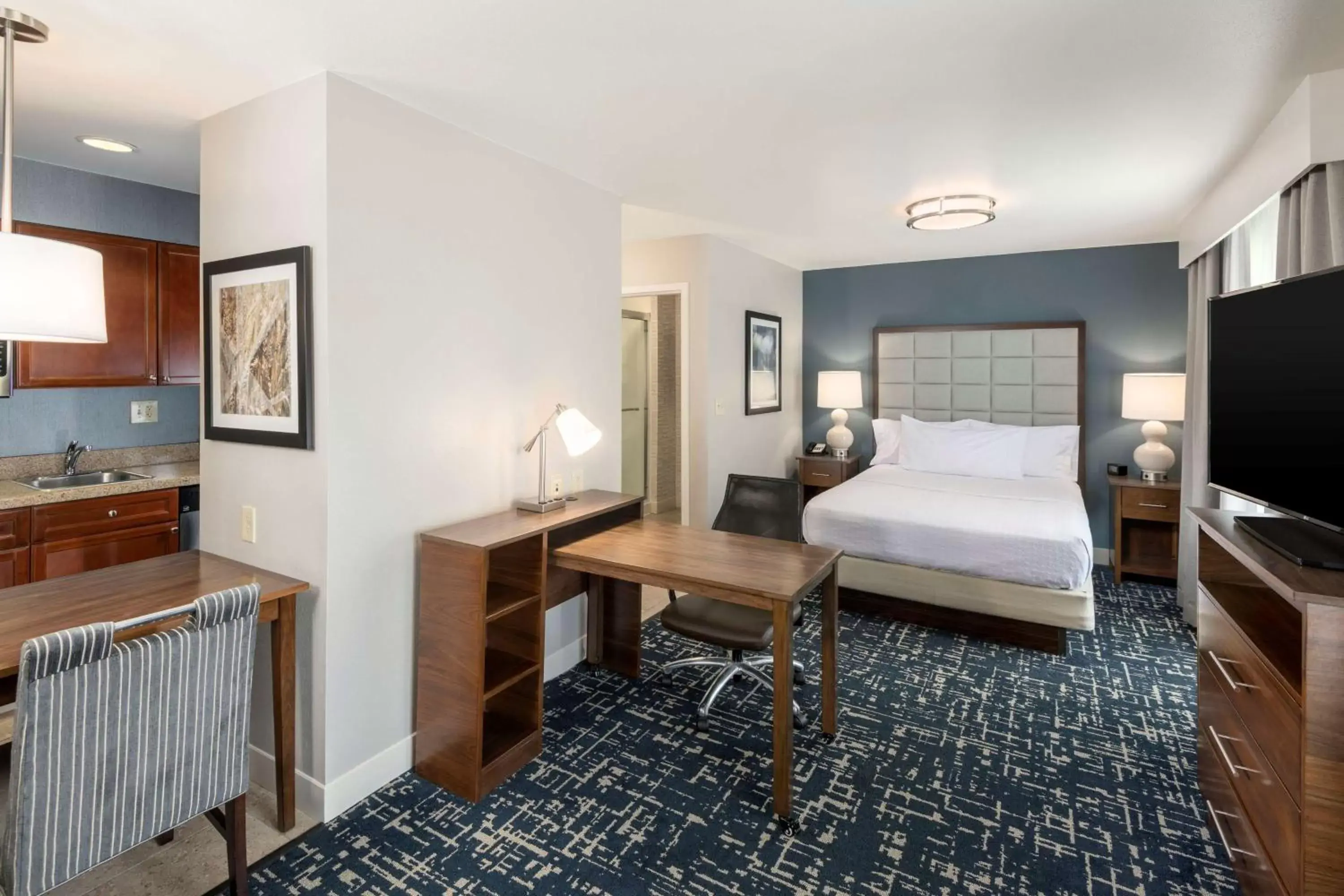 Bedroom in Homewood Suites by Hilton Mount Laurel