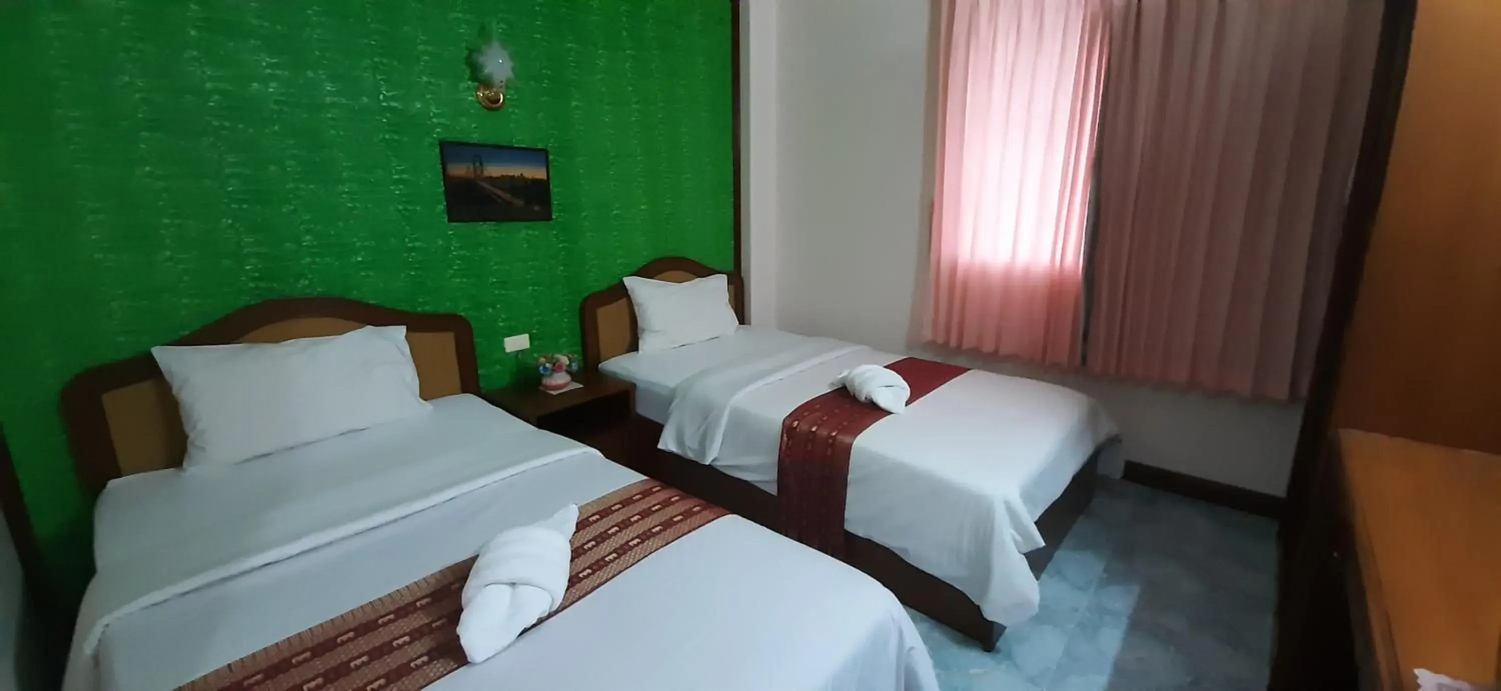 Bed in Thepparat Lodge Krabi