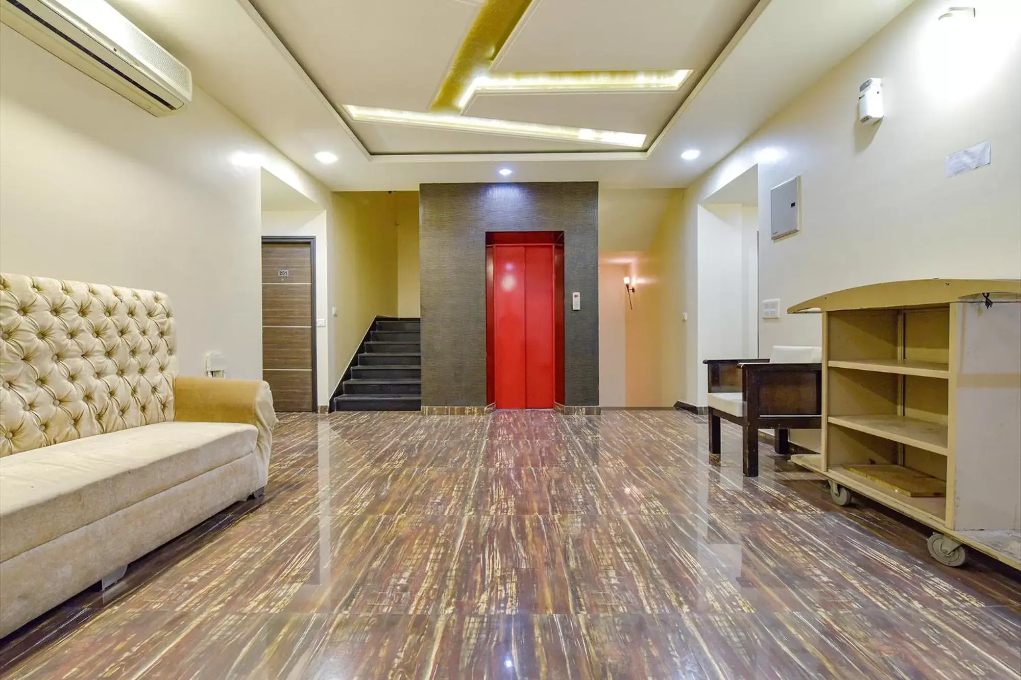 Lobby or reception in FabHotel Resolute Gopalpura Lobby or reception in FabHotel Resolute Gopalpura