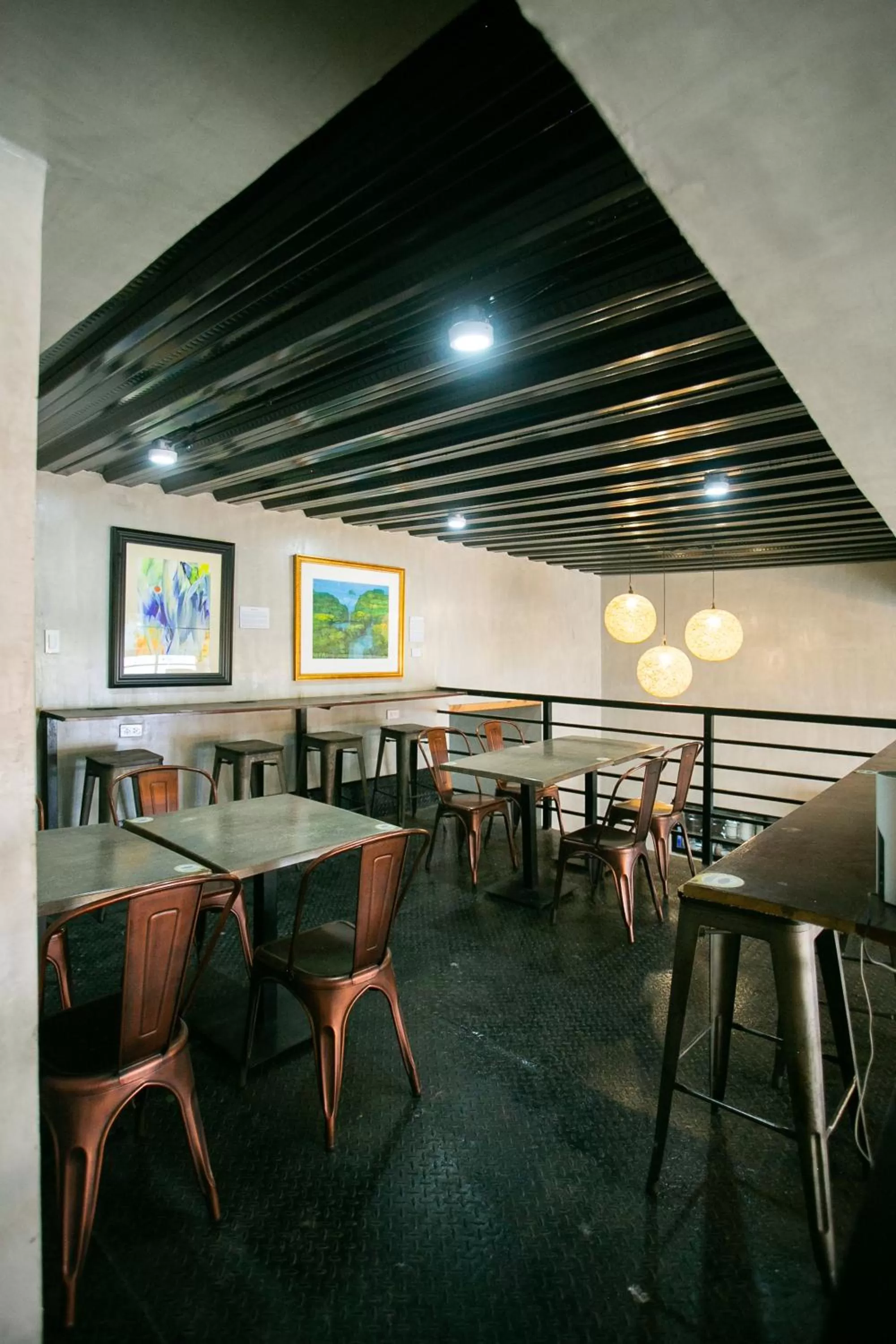 Restaurant/places to eat in HappyNest Hostel Cebu