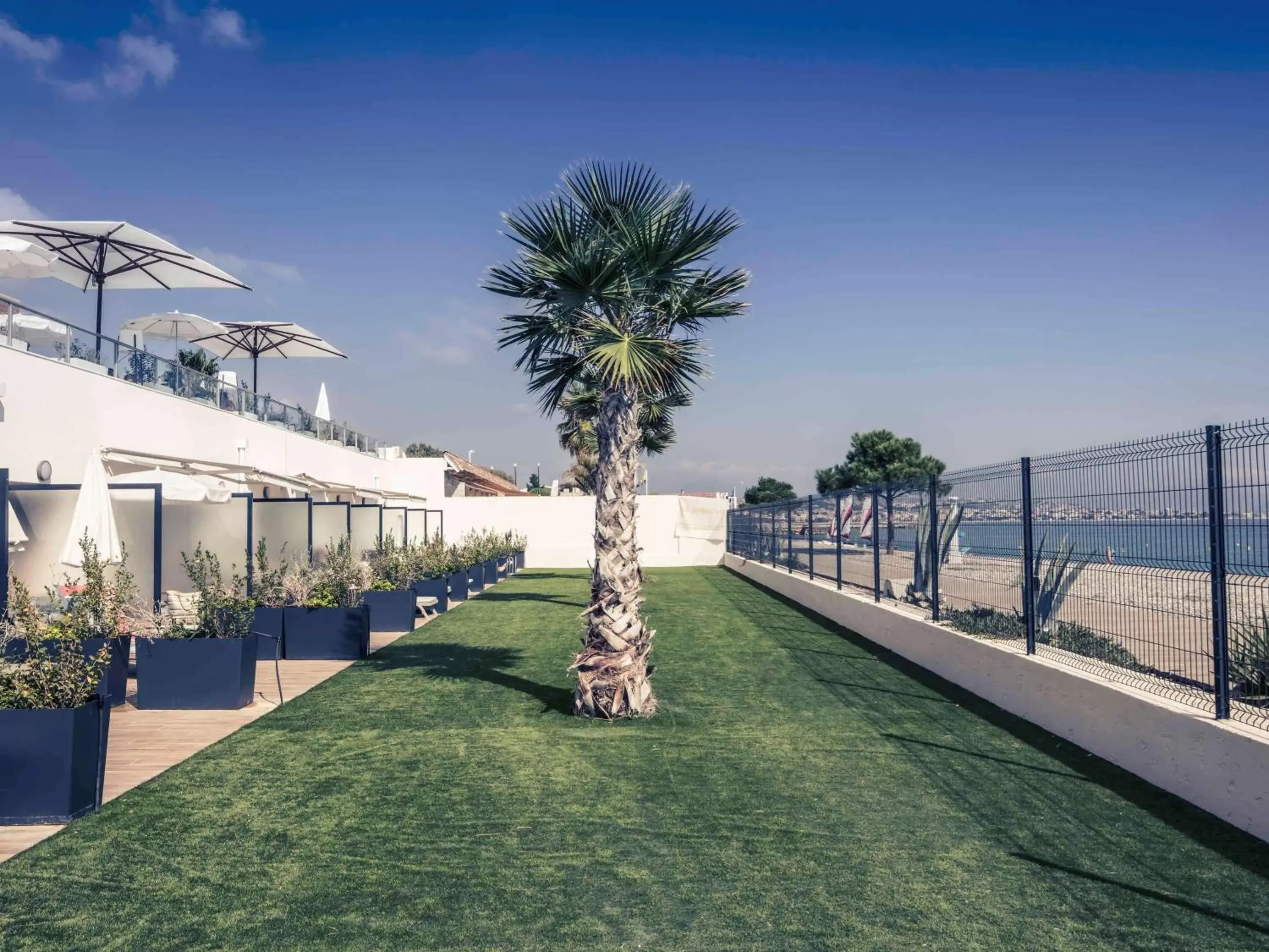 Photo of the whole room in Mercure Villeneuve Loubet Plage