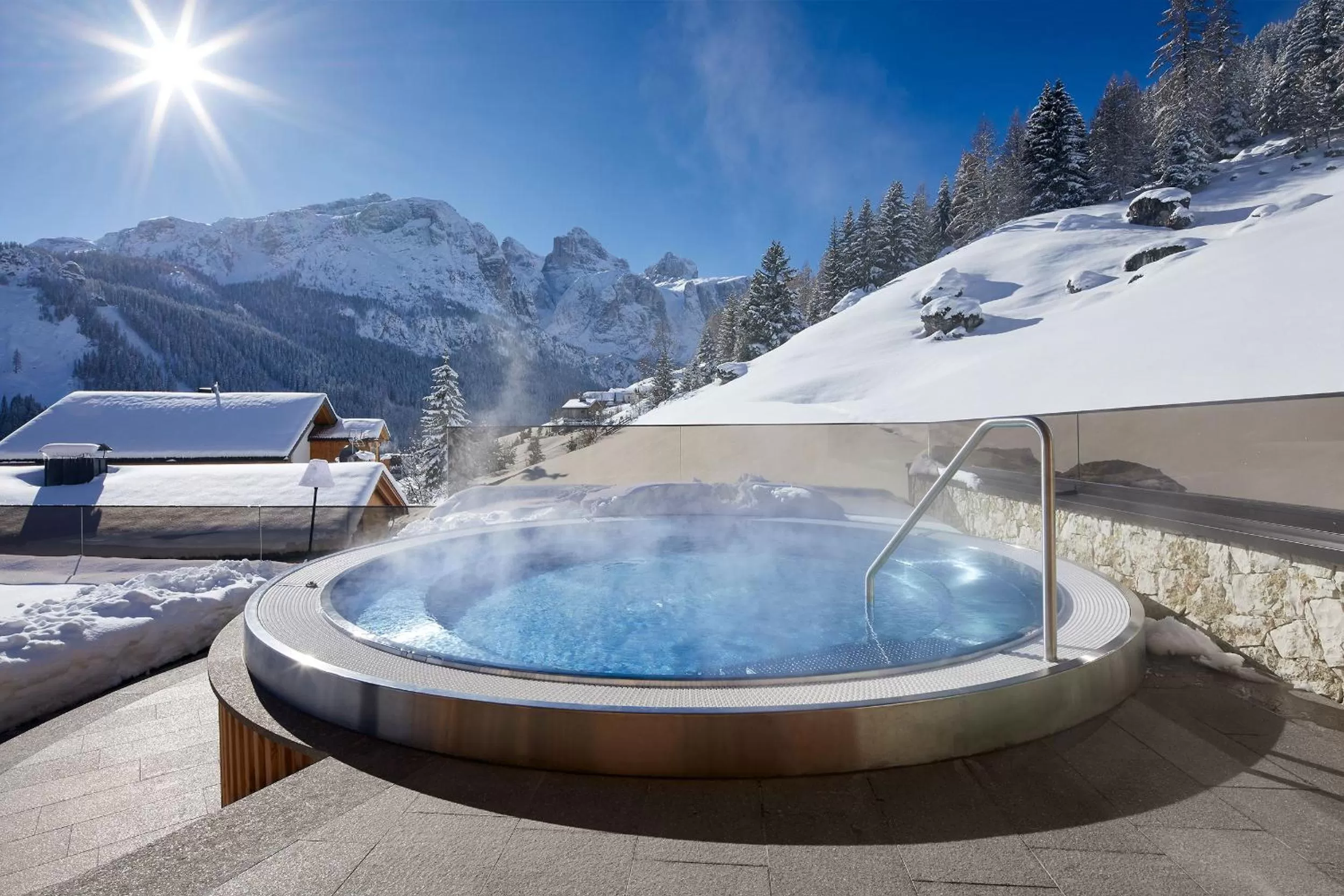 Hot Tub in Hotel Sassongher