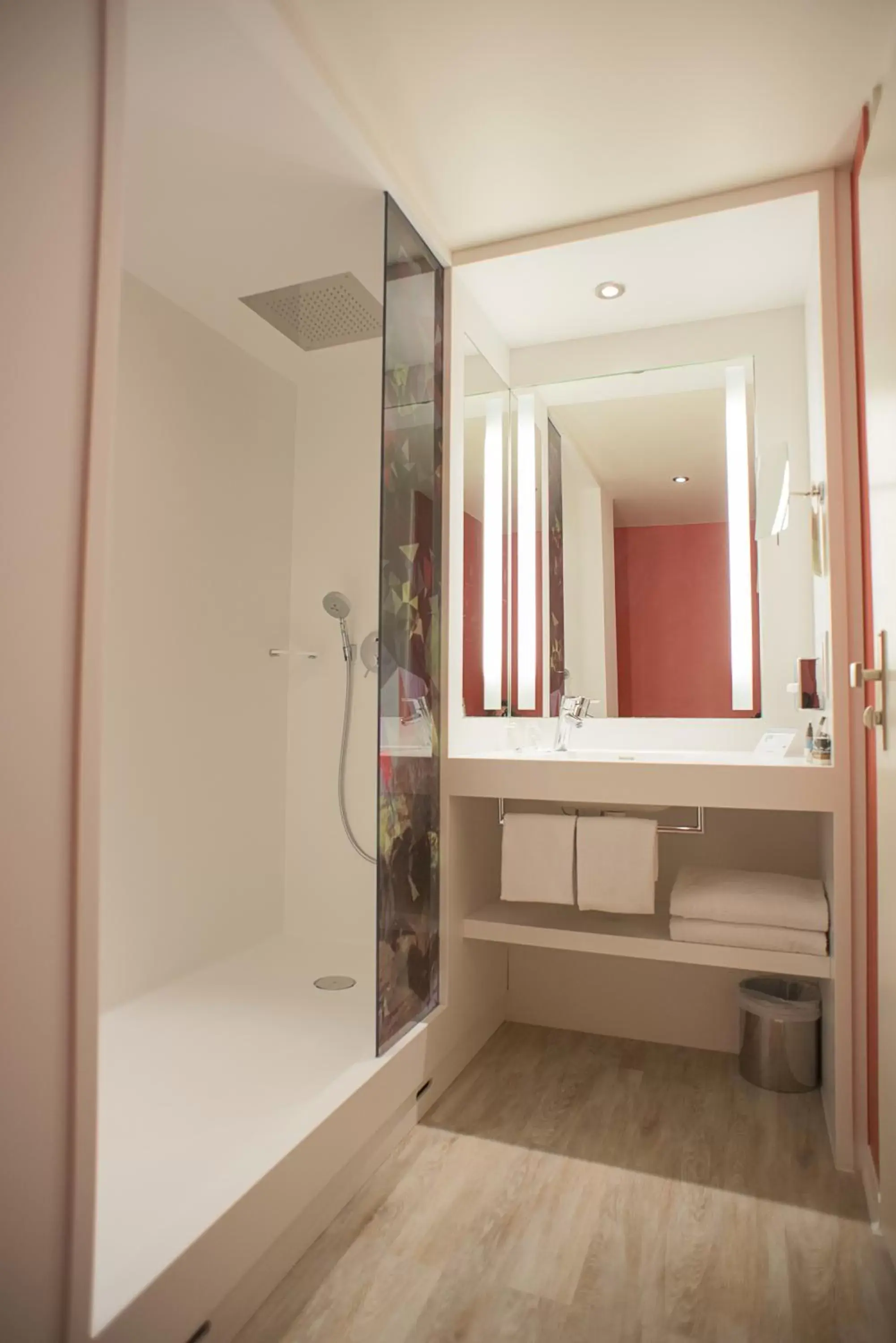 Shower, Bathroom in Mercure Lille Marcq en Baroeul