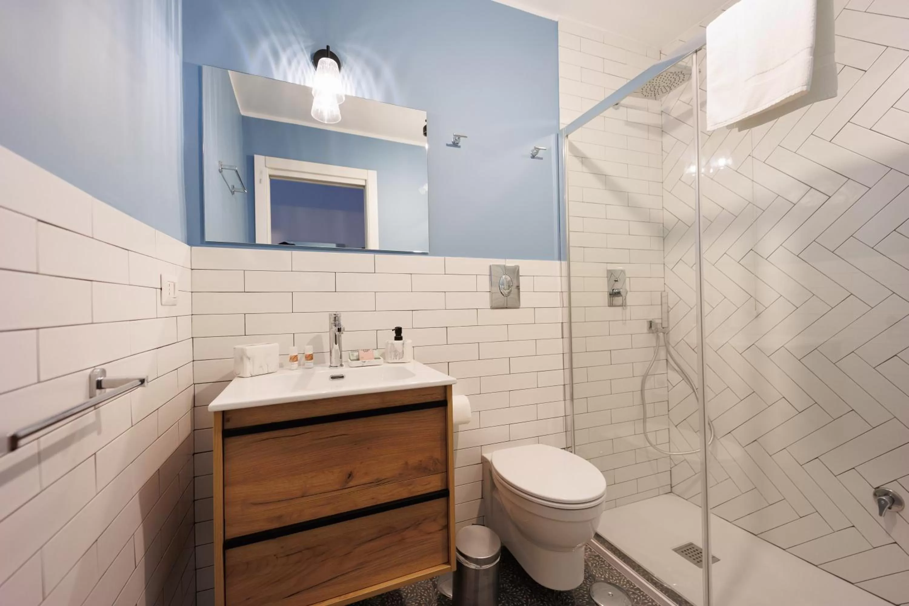 Bathroom in The Bellini House by House In Naples