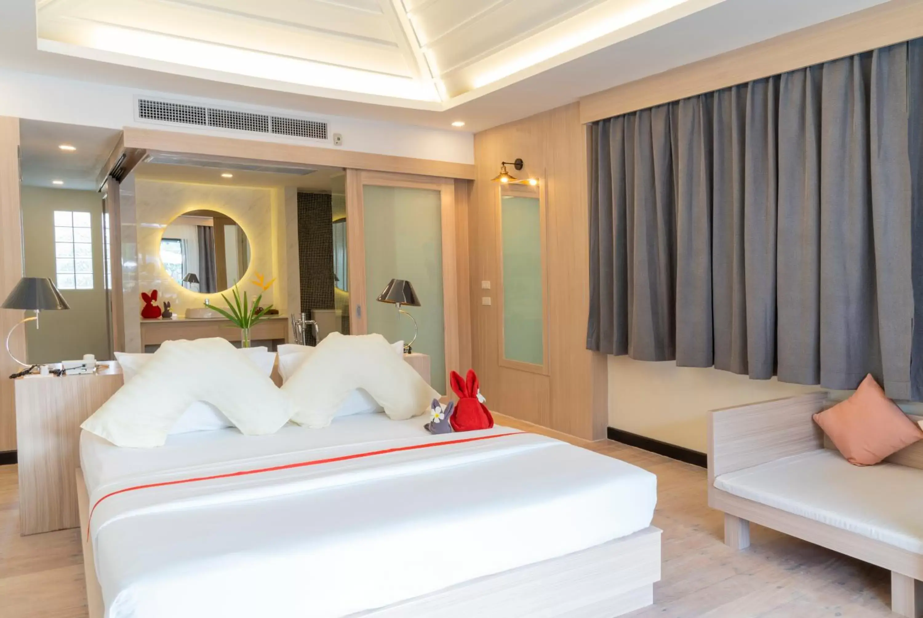 Bed in Grand Jomtien Palace Hotel - SHA Extra Plus