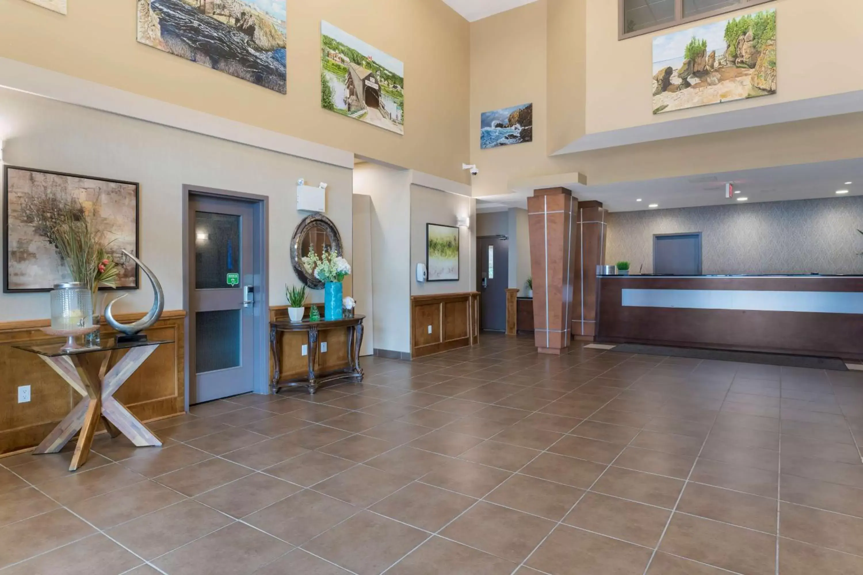 Lobby or reception, Lobby/Reception in BEST WESTERN PLUS Saint John Hotel & Suites