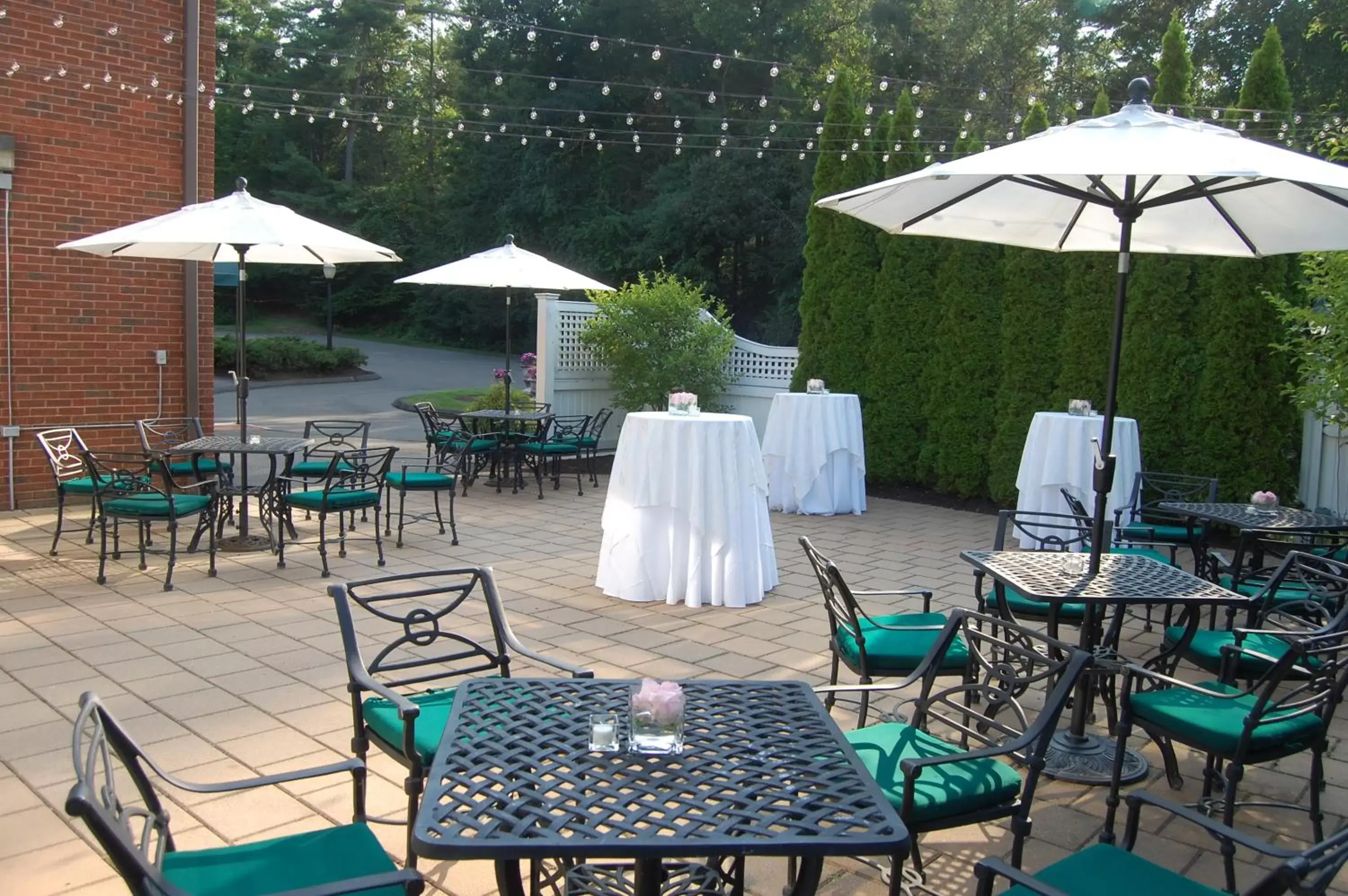 Banquet/Function facilities, Restaurant/Places to Eat in The Simsbury Inn