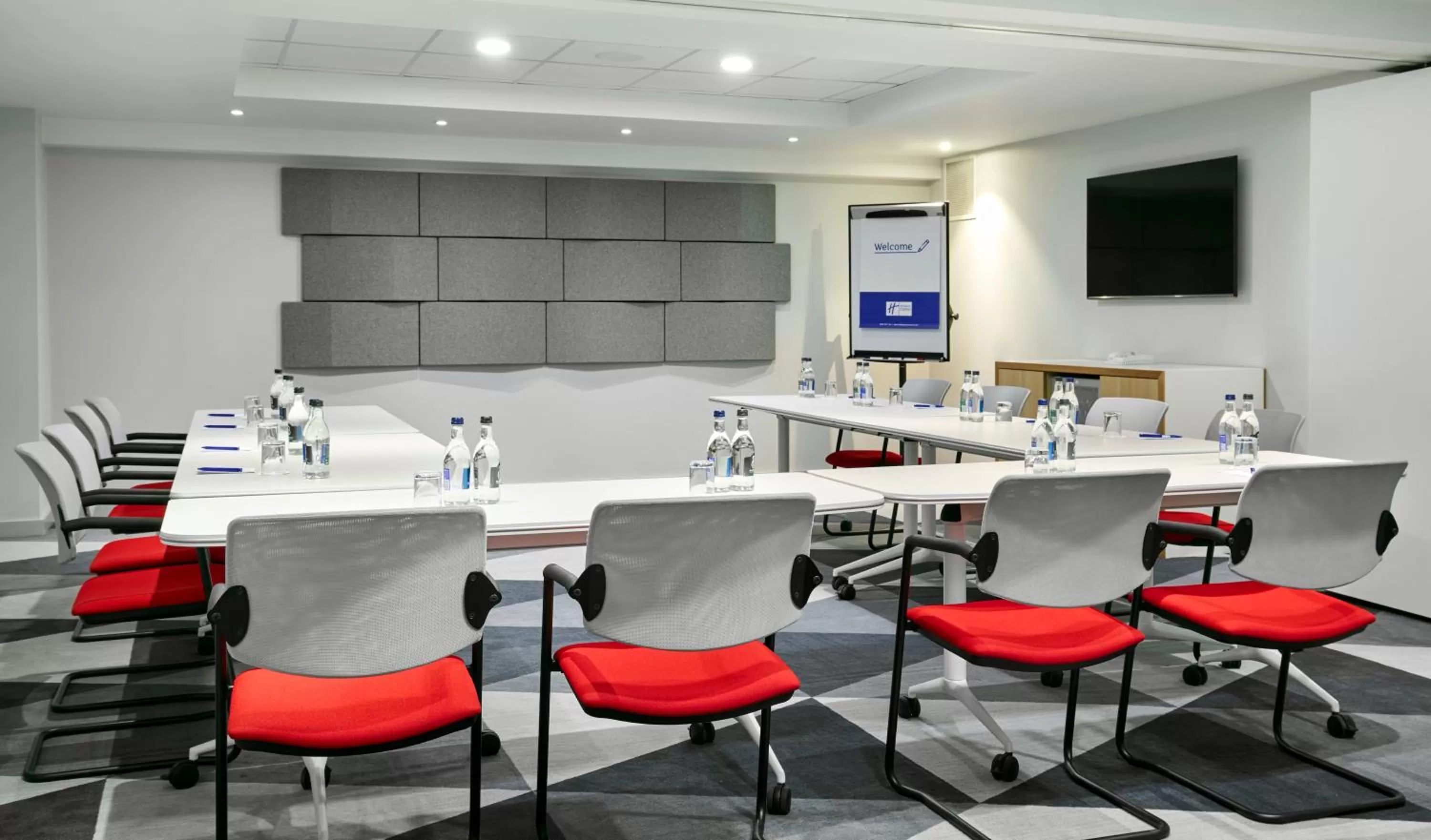 Meeting/conference room in Holiday Inn Express Dublin City Centre by IHG