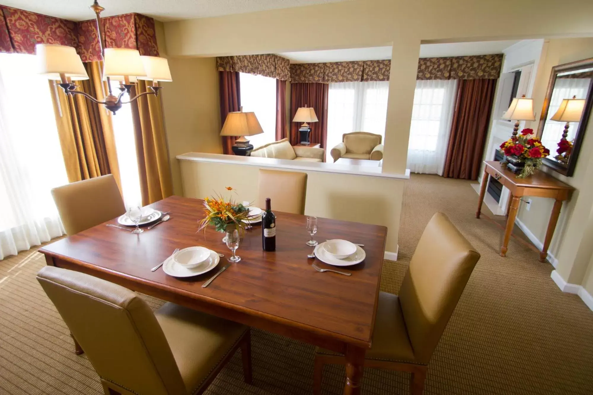 TV and multimedia, Restaurant/Places to Eat in Greensprings Vacation Resort