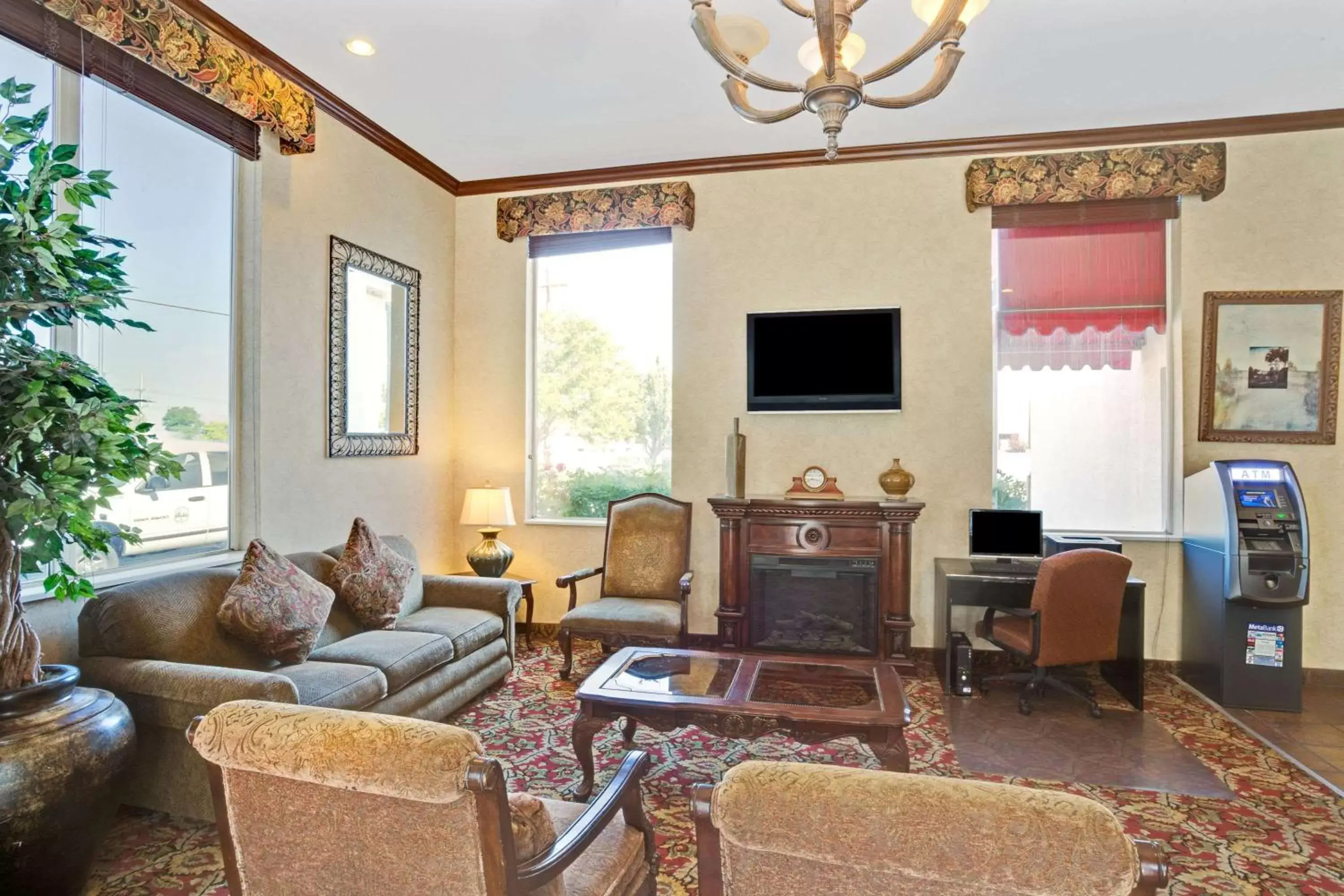 Lobby or reception in Ramada by Wyndham Draper, Utah Lobby or reception in Ramada by Wyndham Draper, Utah