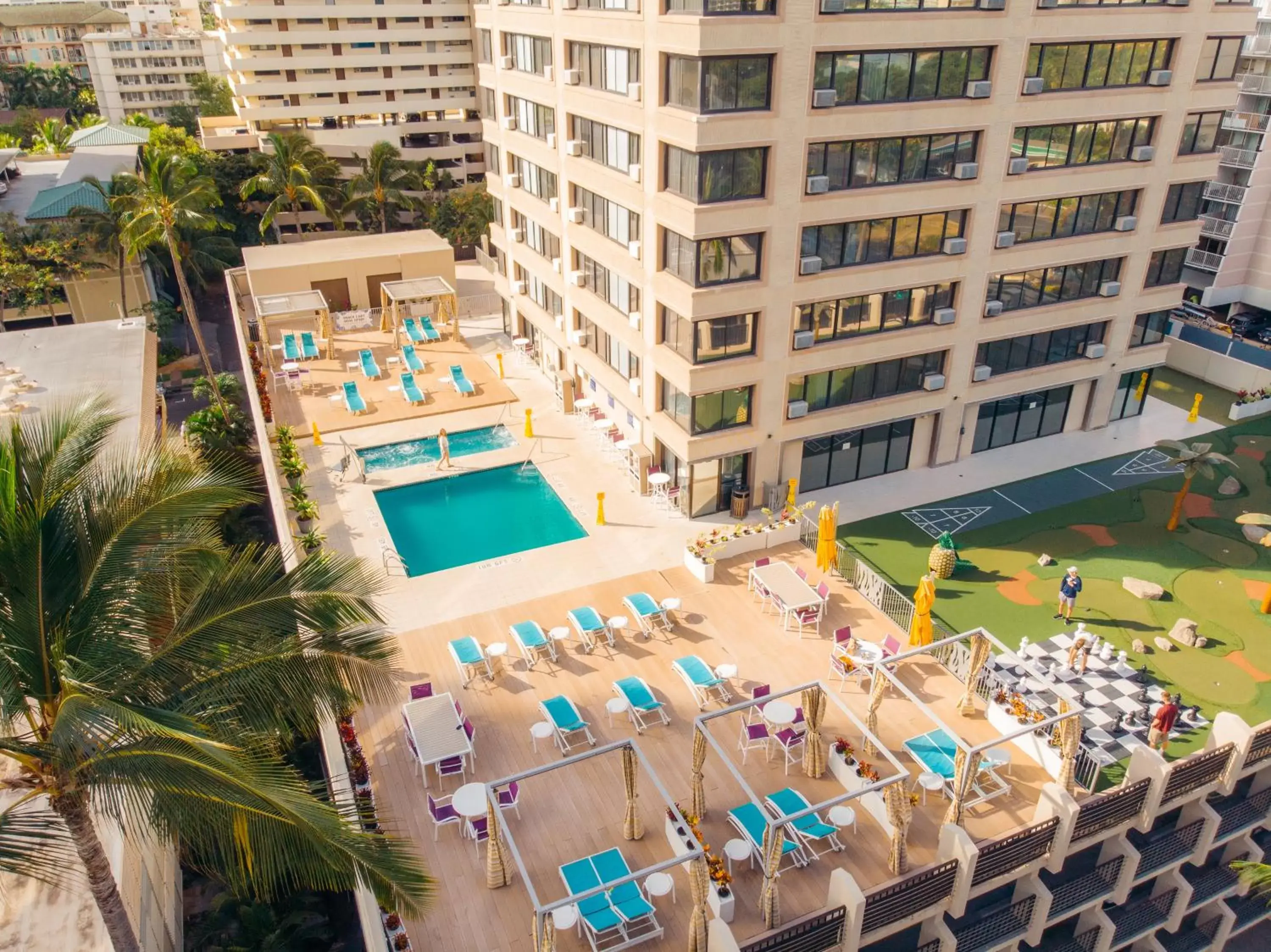 Property building, Pool View in Holiday Inn Express Waikiki, an IHG Hotel