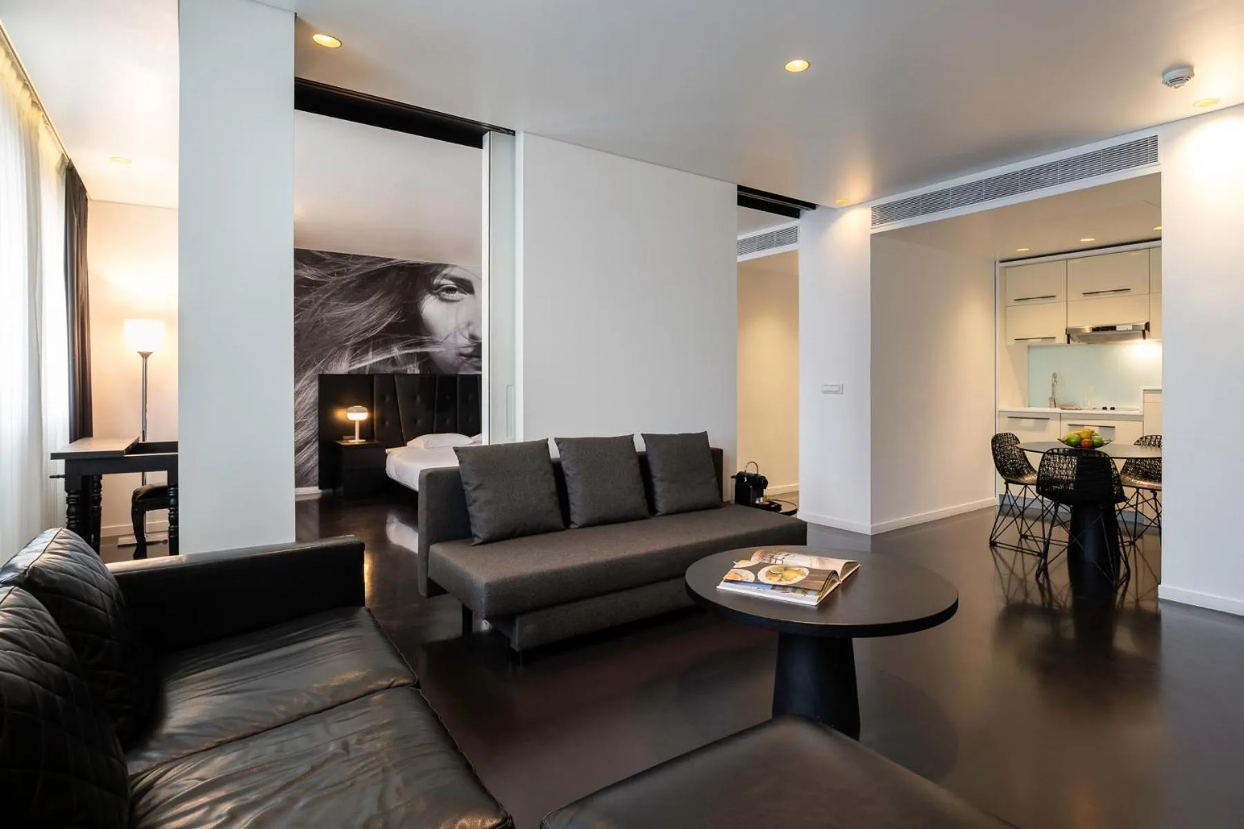 Photo of the whole room in B-aparthotel Regent