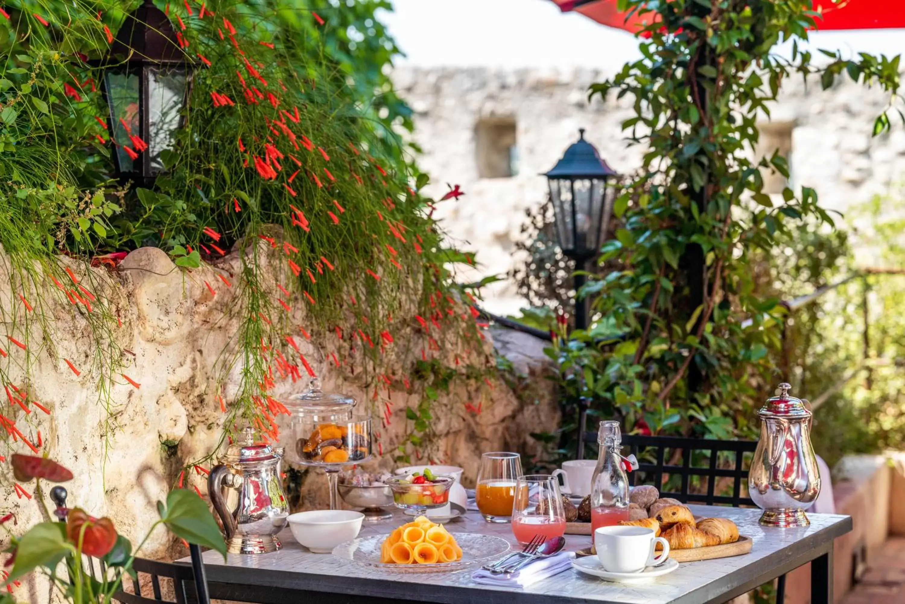 Breakfast in Hotel Le Saint Paul