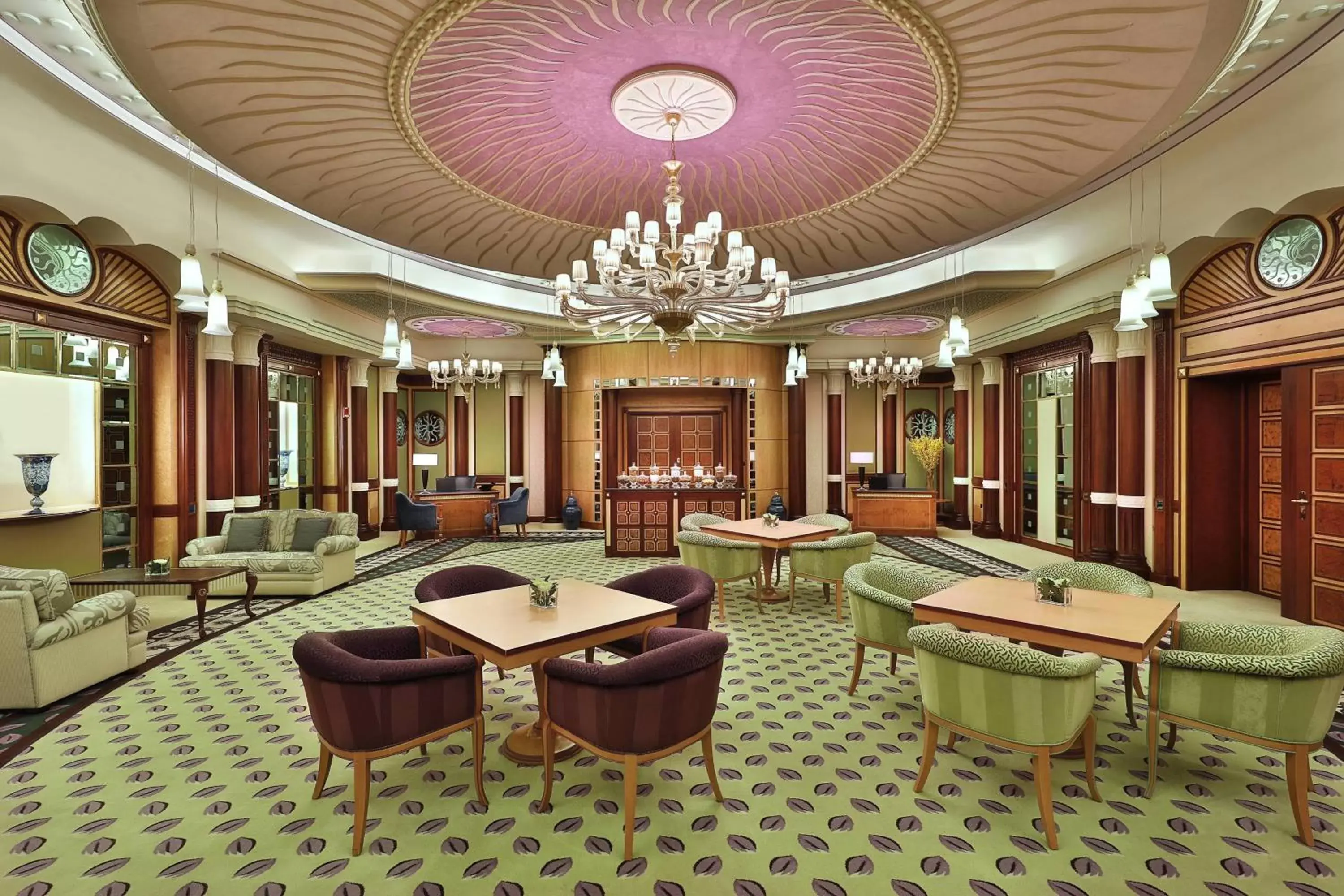 Lounge or bar in The Ritz-Carlton Jeddah