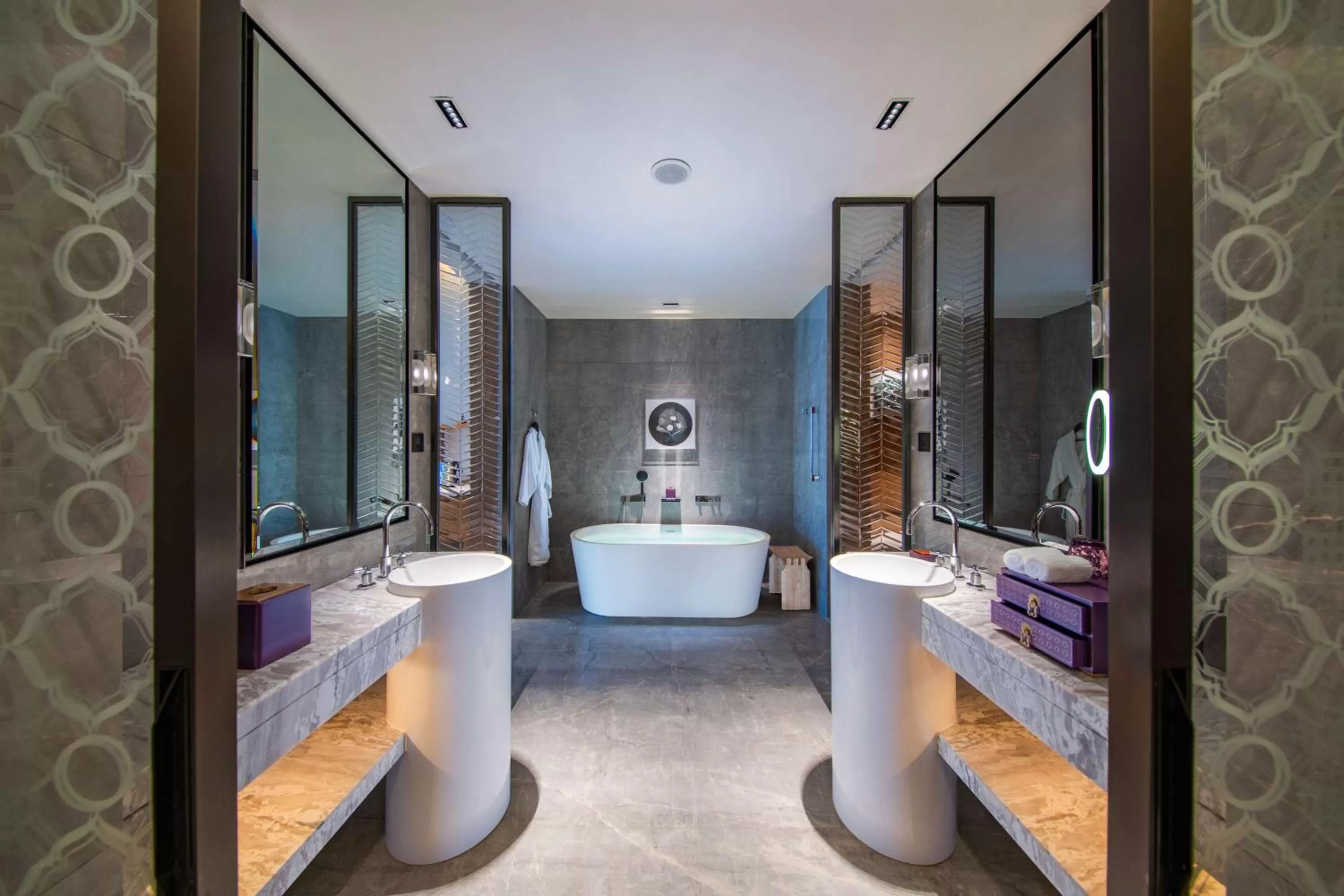 Bathroom in Conrad Guangzhou