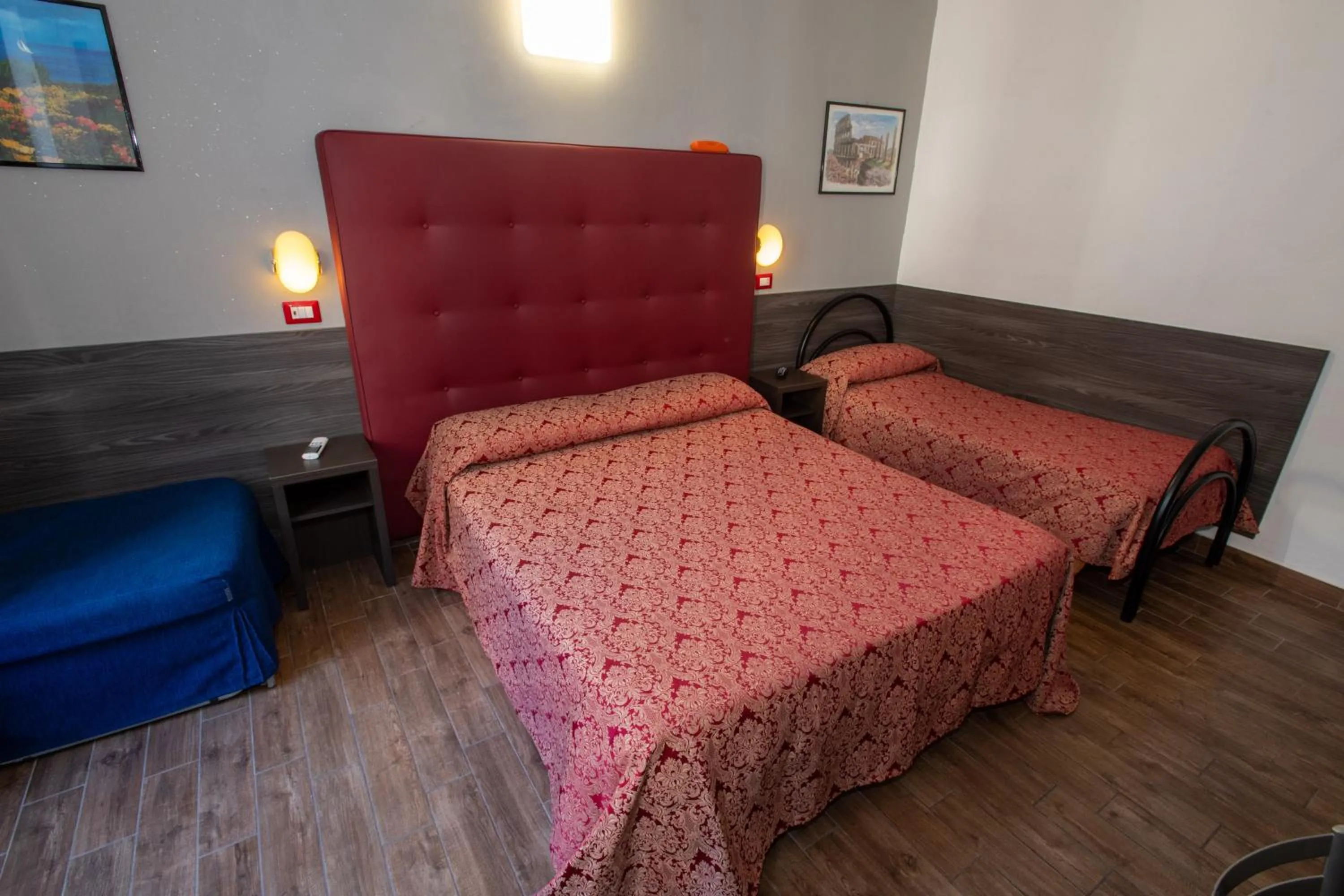 Bed in Hotel Piola